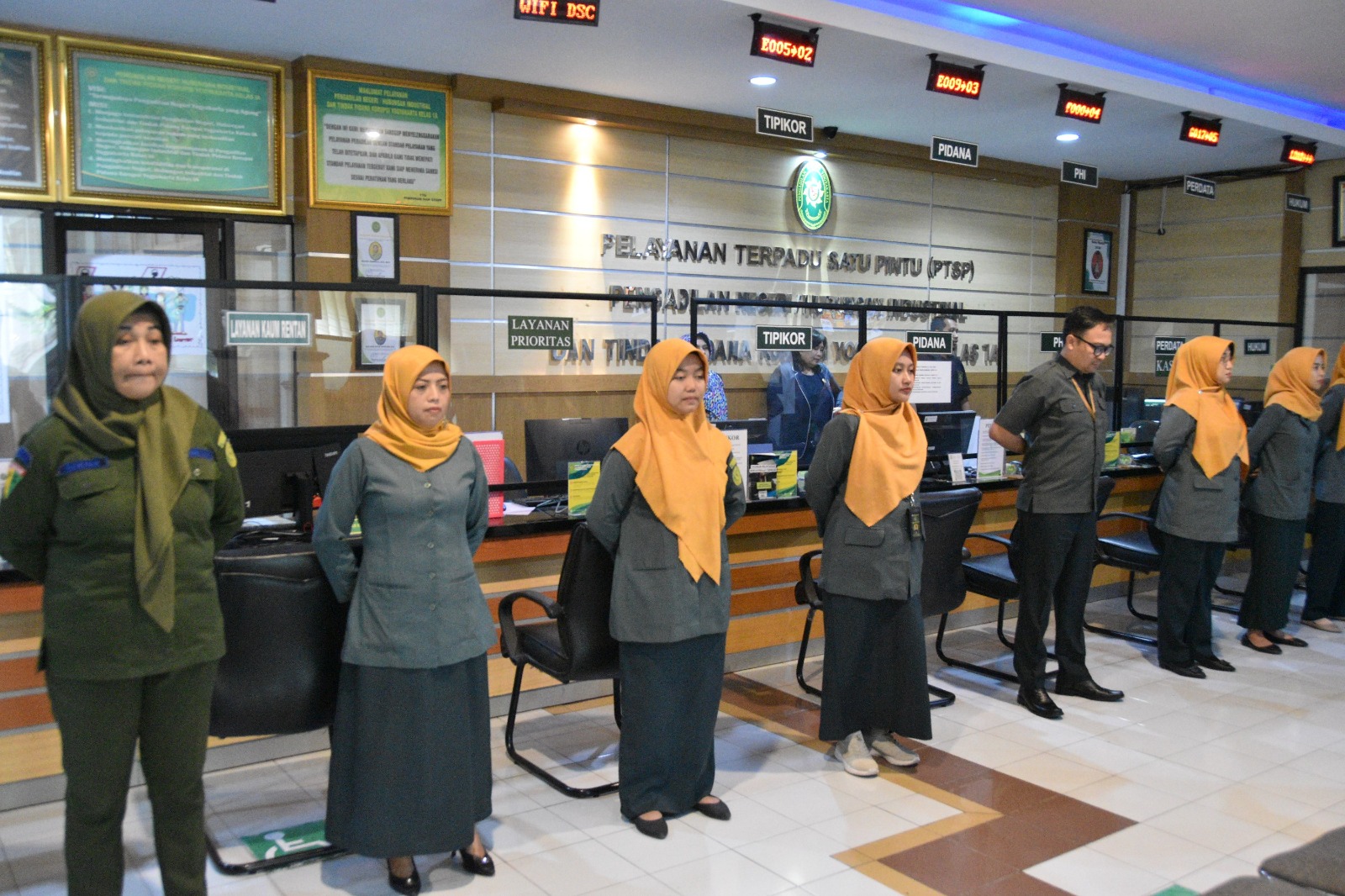Apel Pagi Rutin Petugas PTSP 12 September 2023
