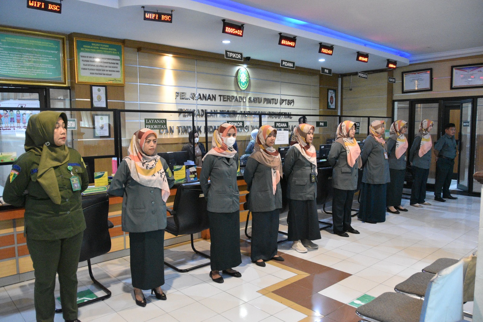 Apel Pagi Rutin Petugas PTSP 19 September 2023