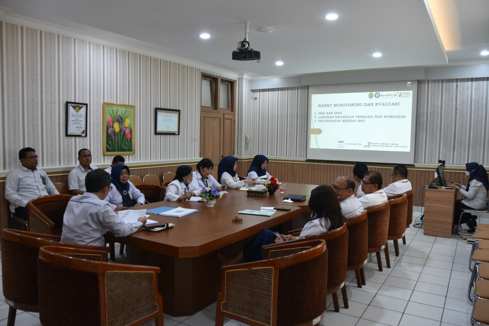 Rapat Monev IKM, IPK, Laporan Keuangan Perkara dan Komdanas serta Monev Penyerahan Berkas Perkara BHT
