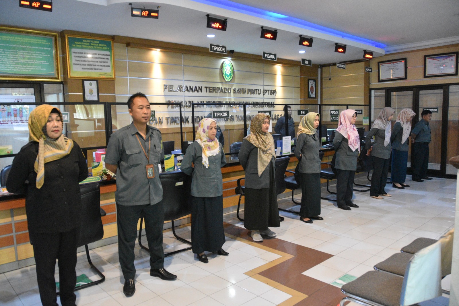 Apel Pagi Rutin Petugas PTSP 15 November 2023