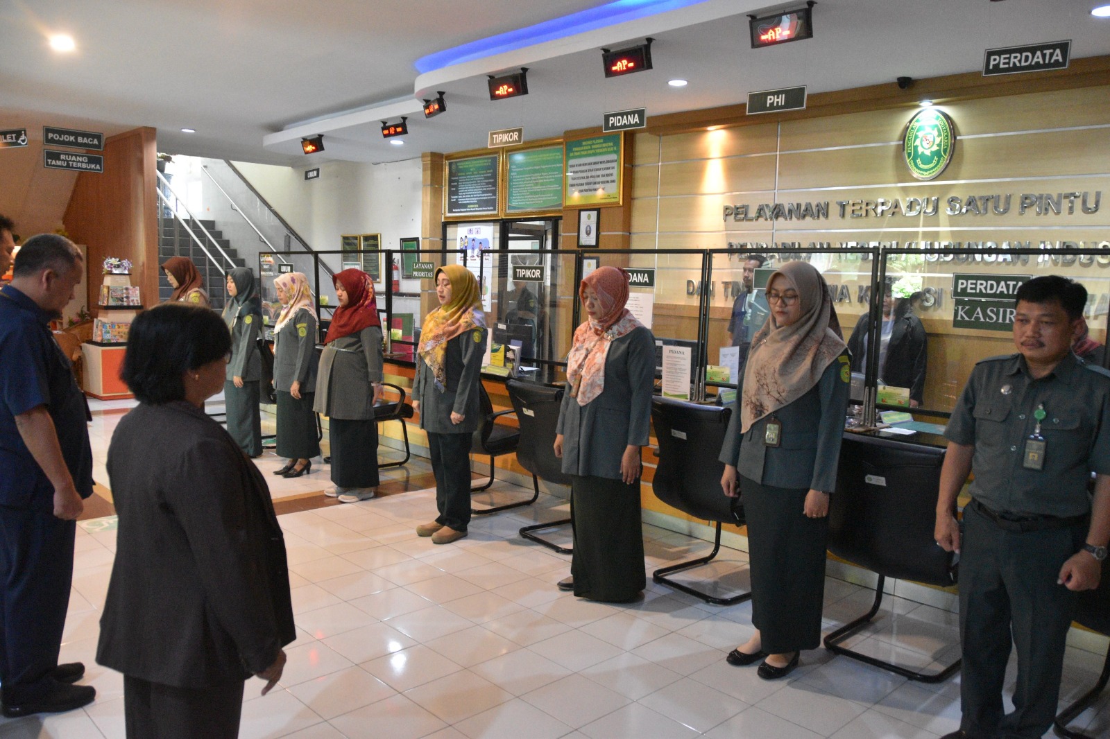 Apel Pagi Rutin Petugas PTSP 6 Desember 2023