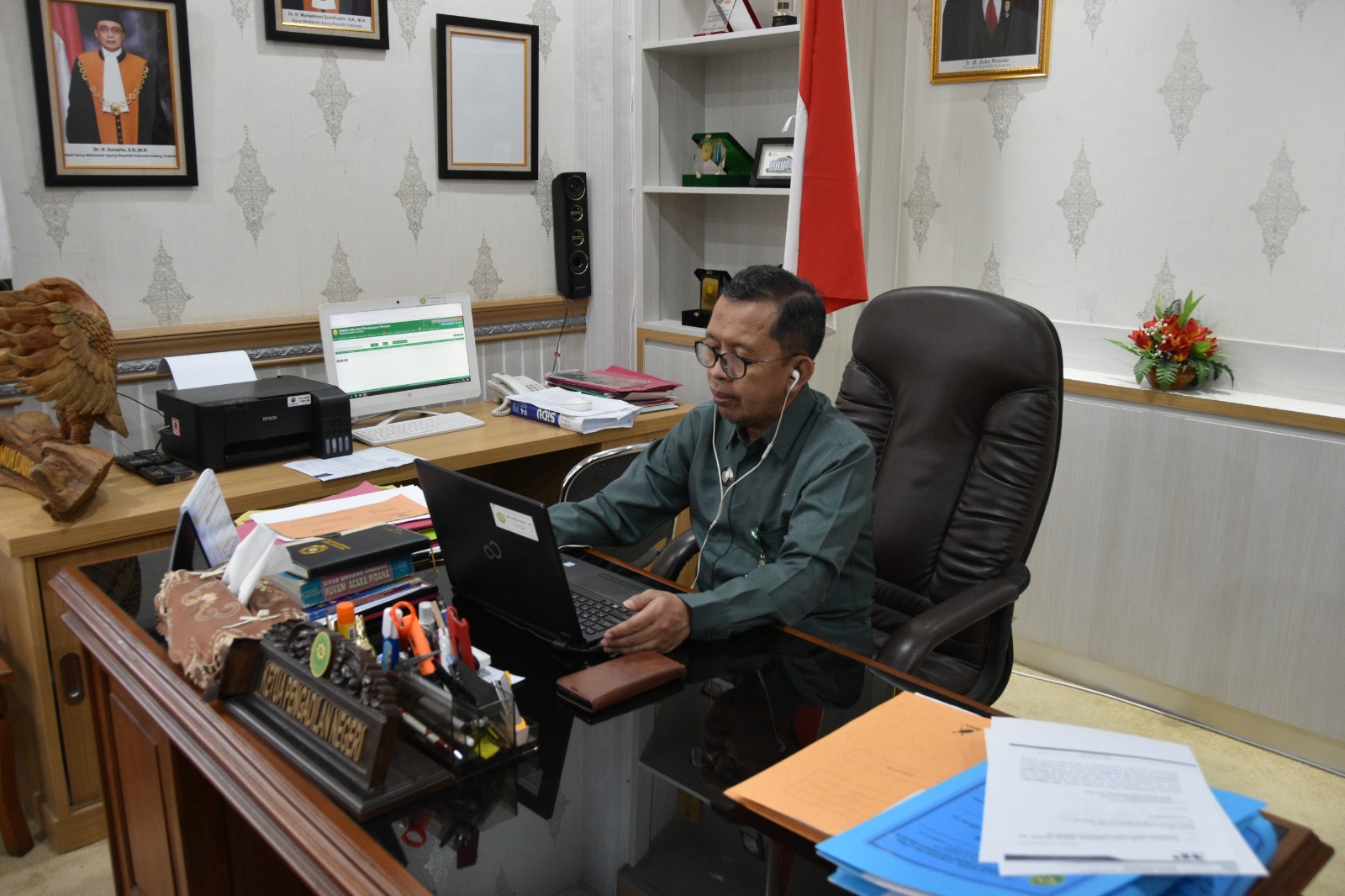 Ketua Pengadilan Negeri Yogyakarta Mengikuti Webinar bersama antara Mahkamah Agung RI dan Kementerian Agraria dan Tata Ruang/Kepala Badan Pertahanan Nasional