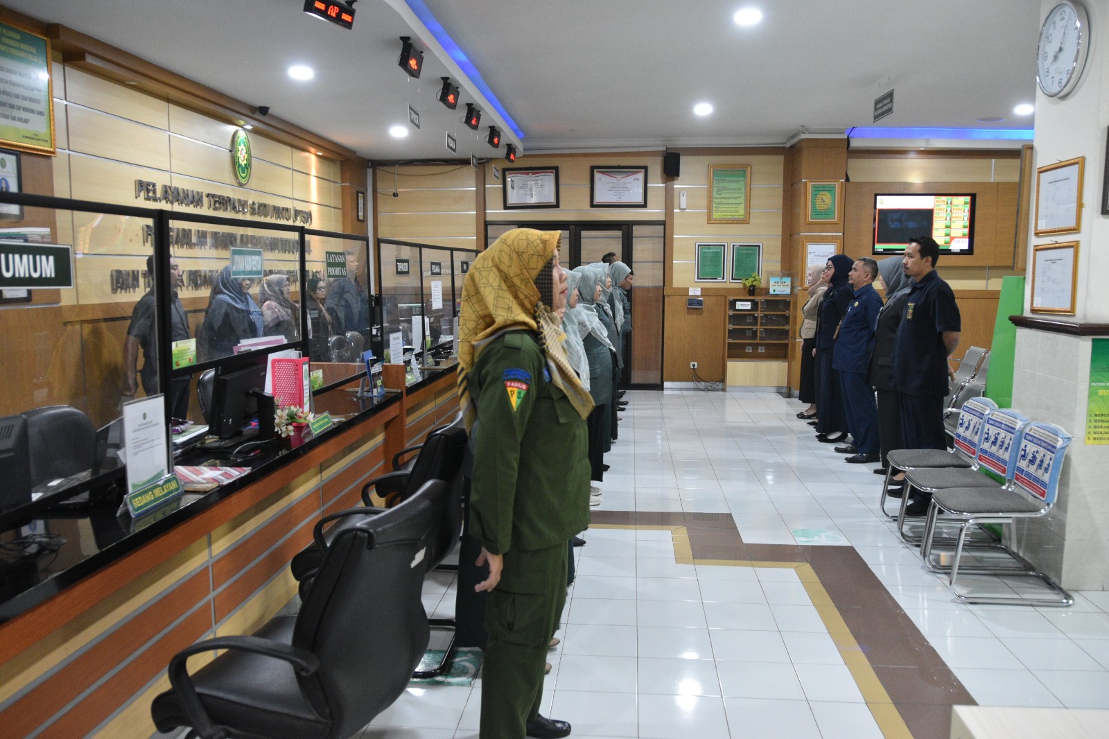 Apel Pagi Rutin Petugas PTSP 6 Februari 2024