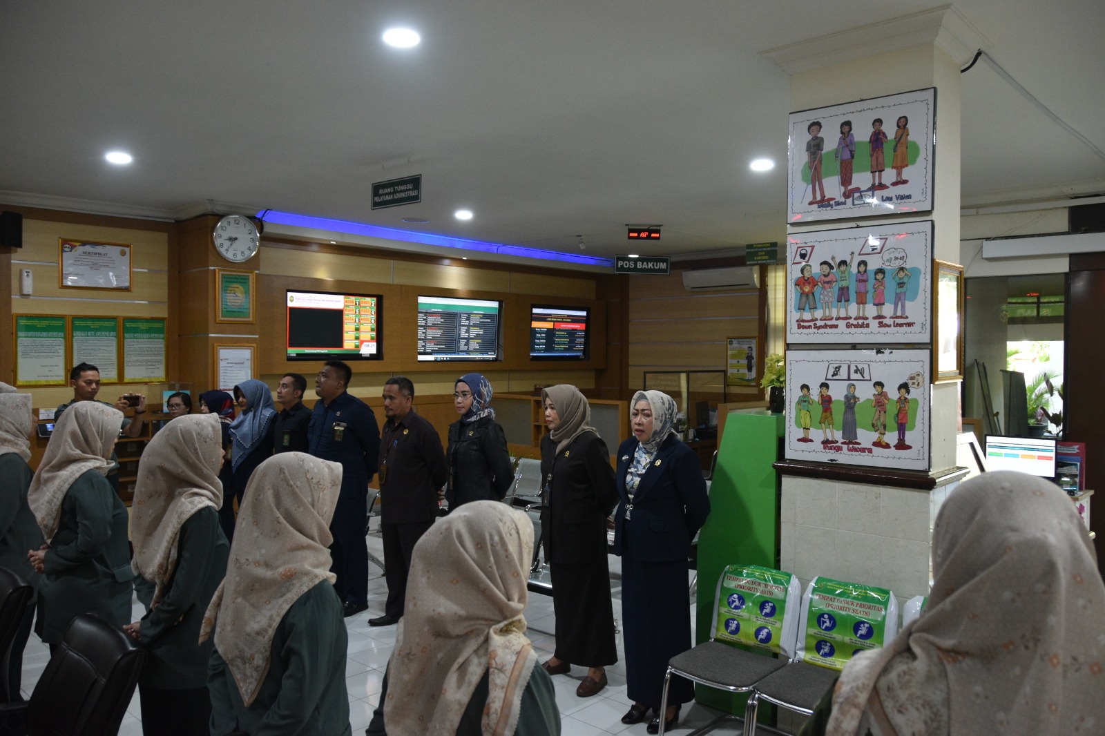 Apel Pagi Rutin Petugas PTSP 5 Maret 2024