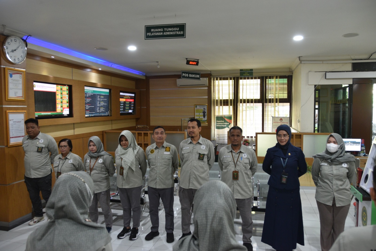 Apel Pagi Rutin Petugas PTSP 17 April 2024