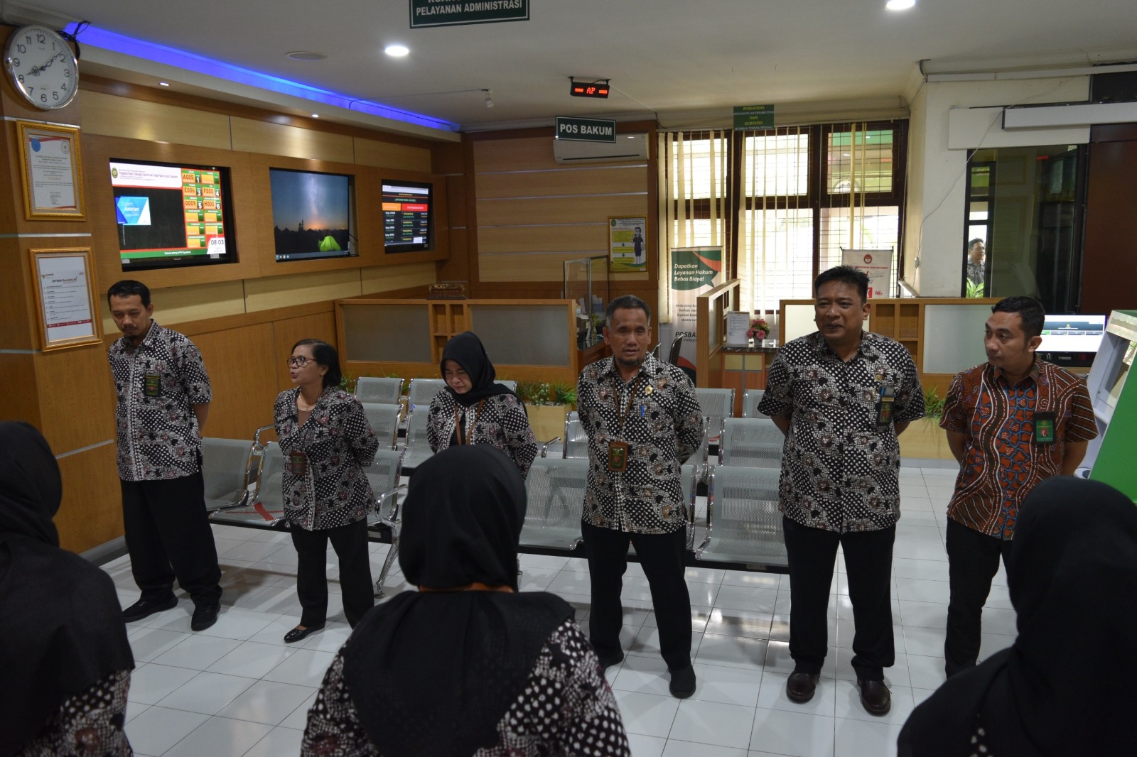 Apel Pagi Rutin Petugas PTSP 25 April 2024