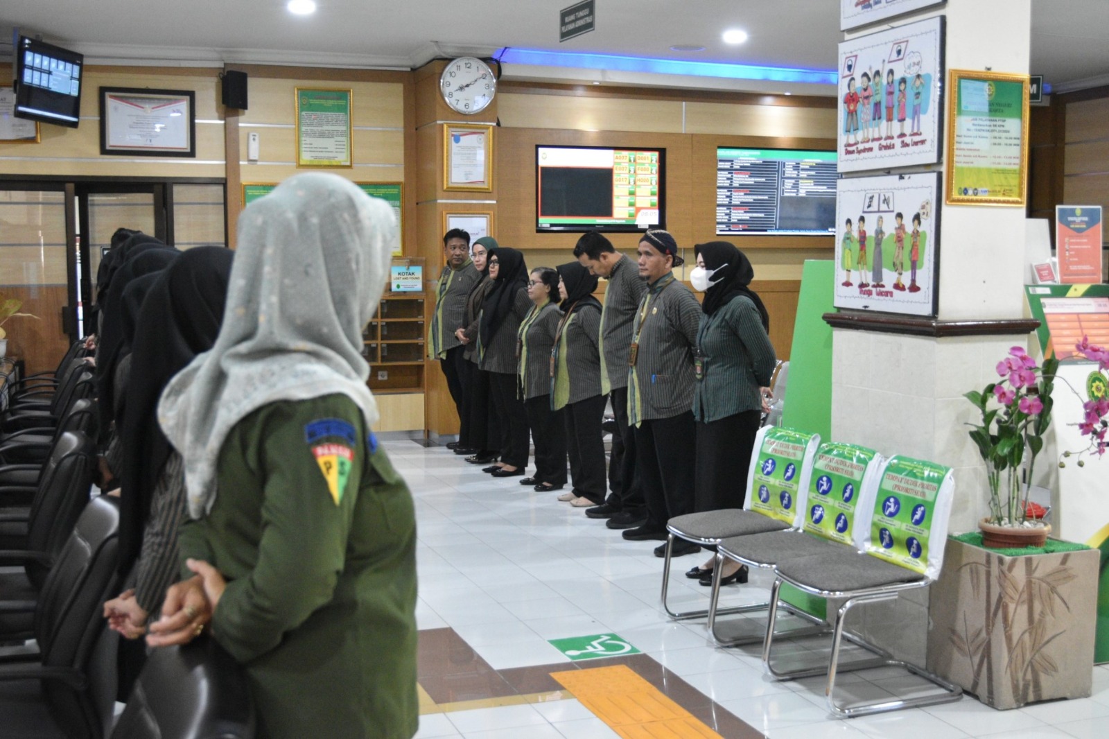 Apel Pagi Rutin Petugas PTSP 16 Mei 2024
