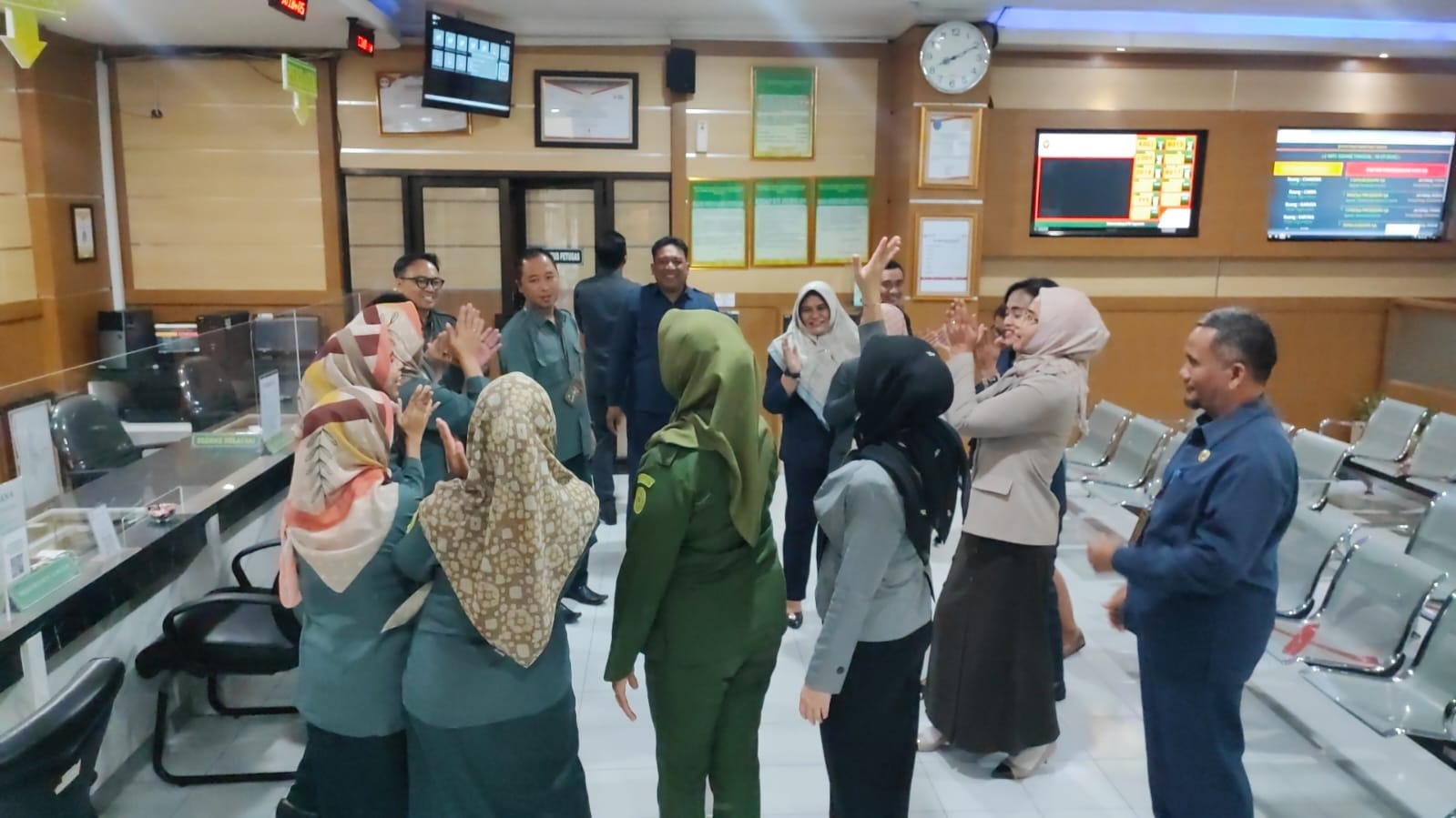 Apel Rutin Petugas PTSP 16 Juli 2024