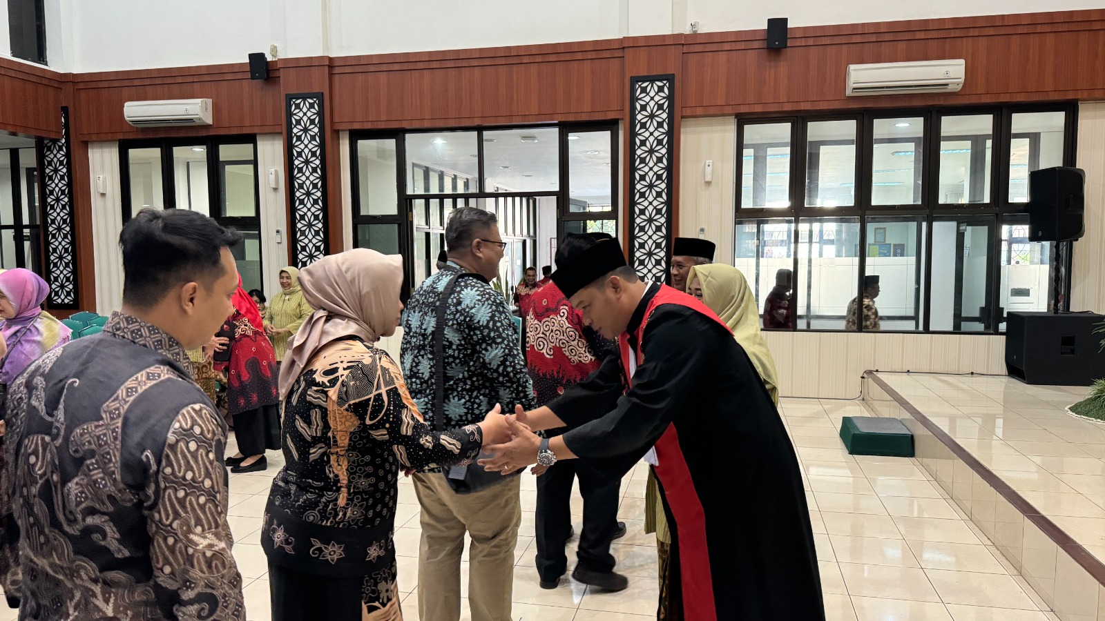 Ketua Pengadilan Negeri Yogyakarta Menghadiri Pelantikan dan Pengambilan Sumpah Jabatan Ketuga Pengadilan Negeri Bantul