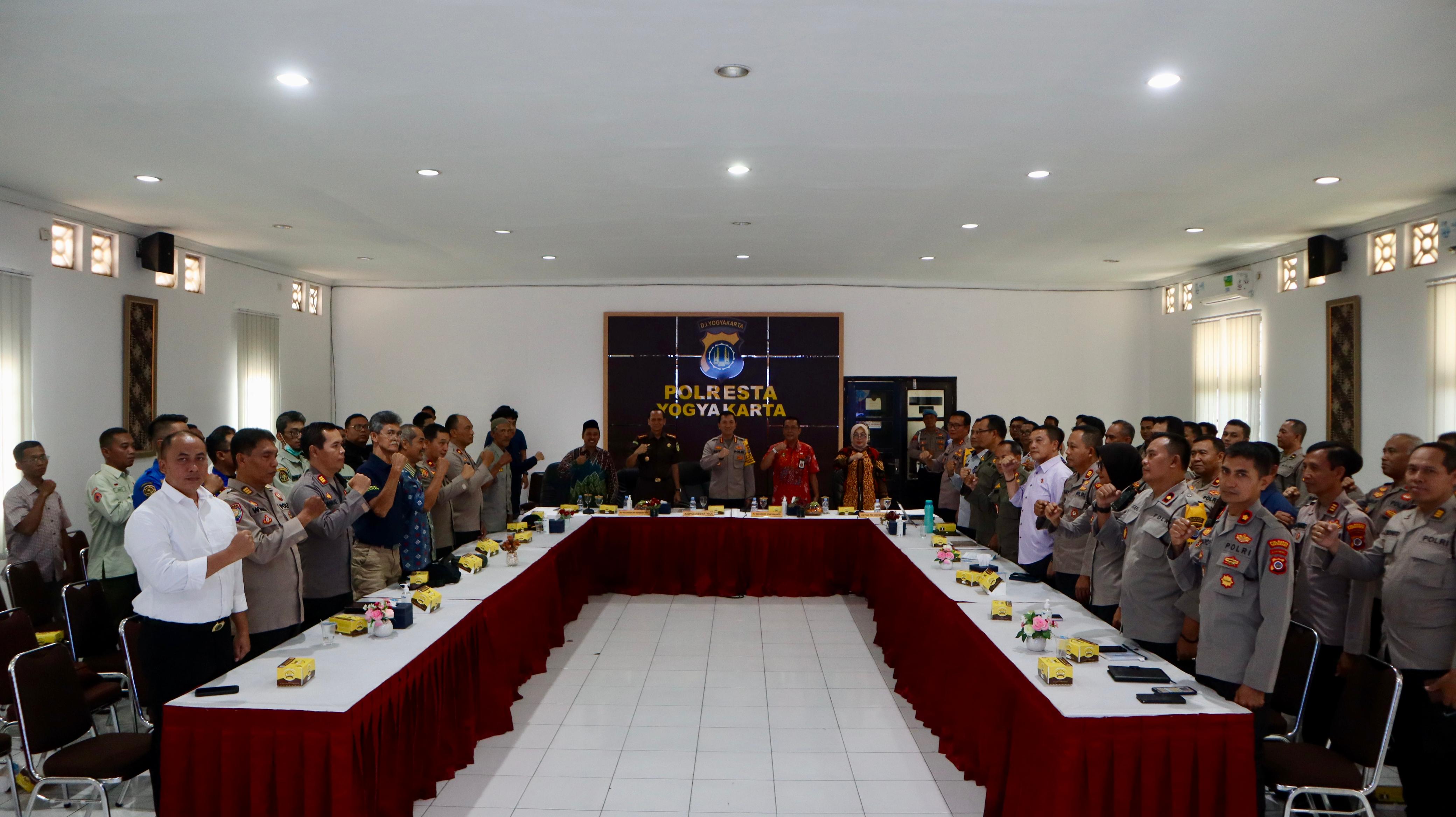 Ketua Pengadilan Negeri Yogyakarta Menghadiri Rapat Koordinasi Eksternal Operasi Lilin Progo 2024