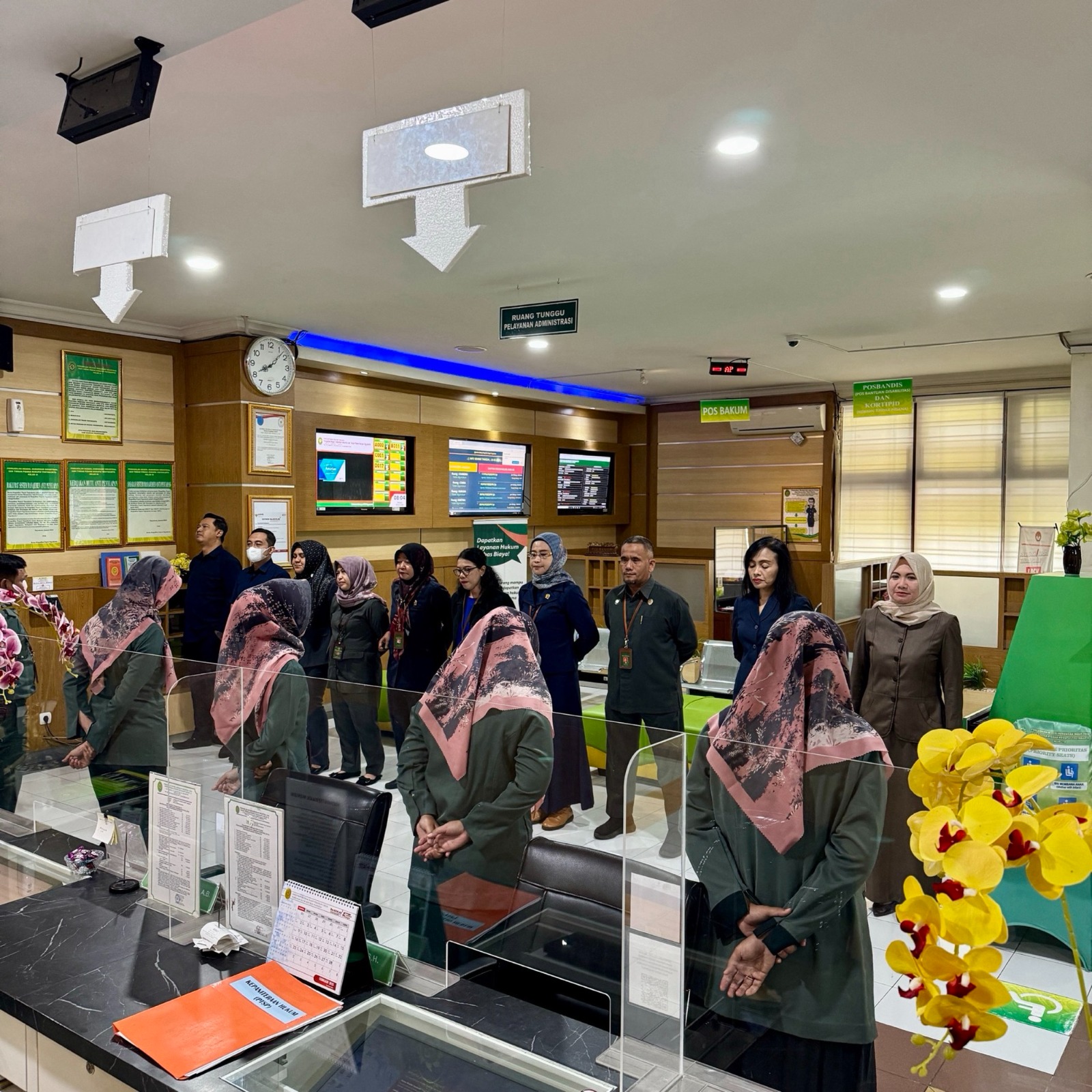 Apel Pagi Rutin Petugas PTSP 25 Februari 2025