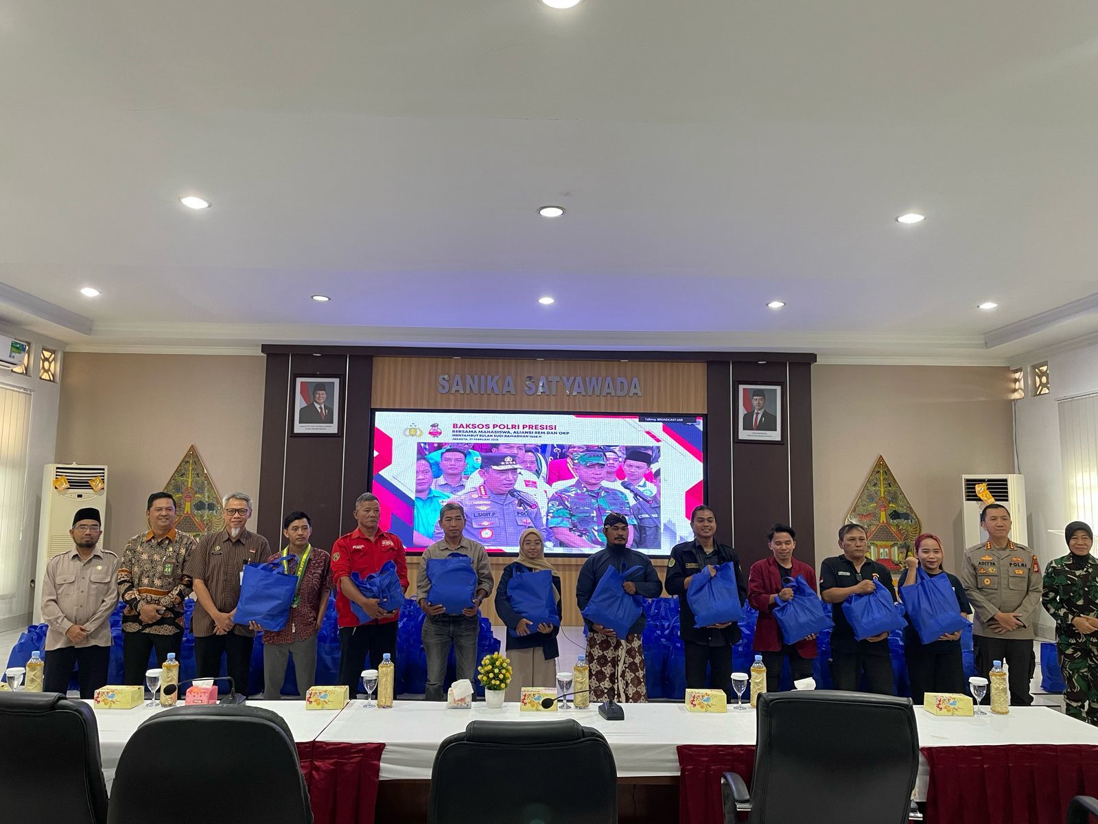 Panitera Muda PHI Pengadilan Negeri Yogyakarta Menghadiri Bakti Sosial Polri Presisi