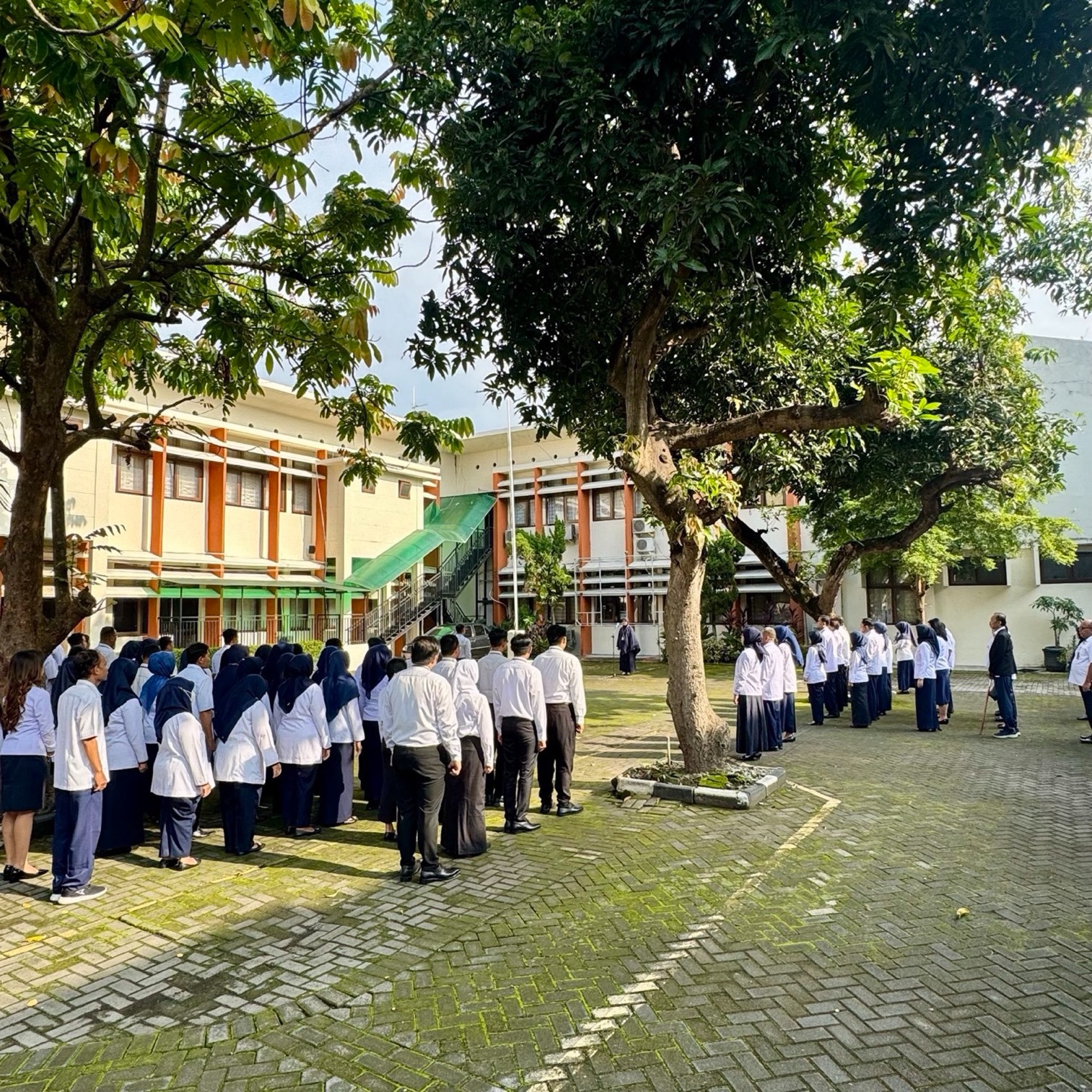 Apel Pagi Rutin 17 Maret 2025