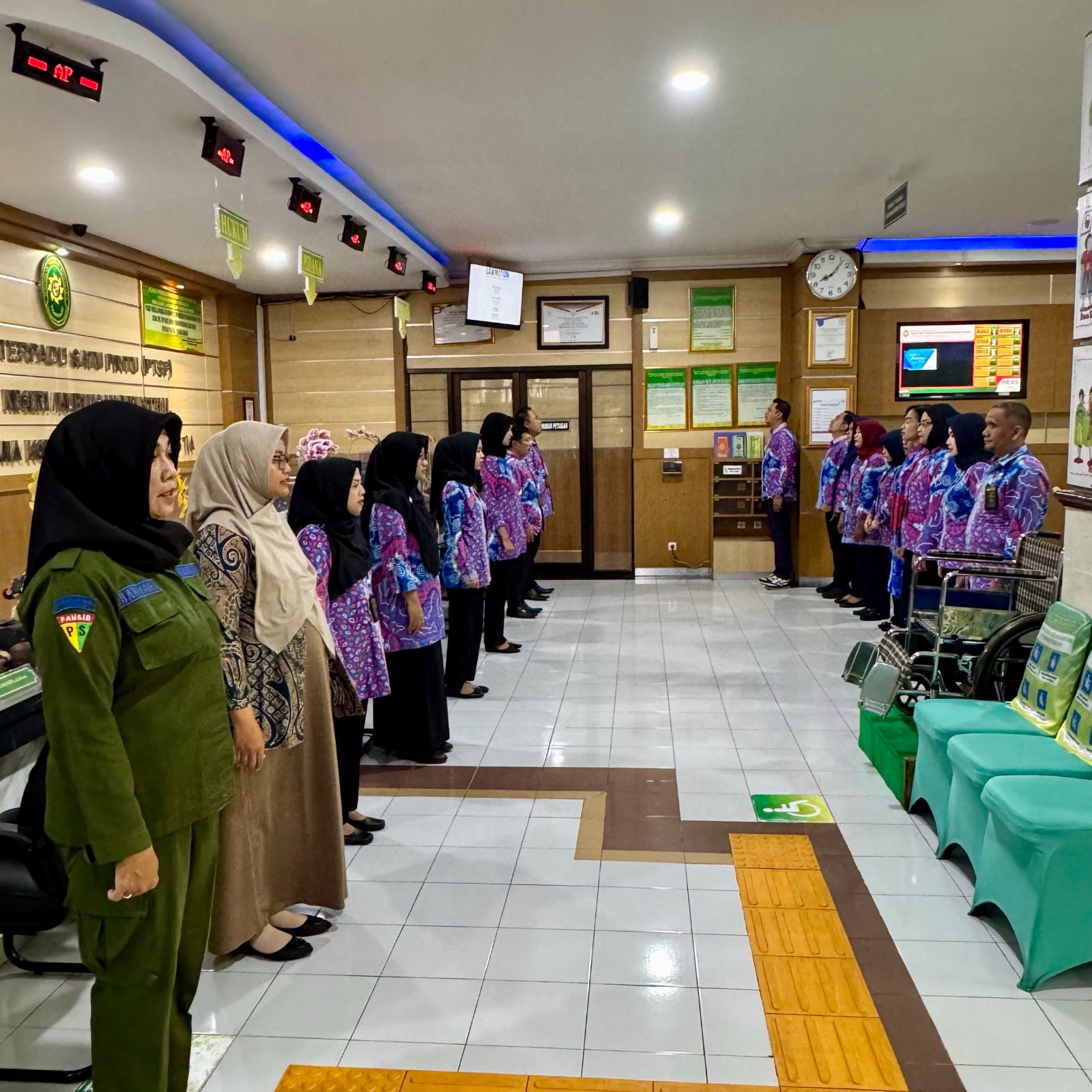 Apel Pagi Rutin Petugas PTSP 20 Maret 2025