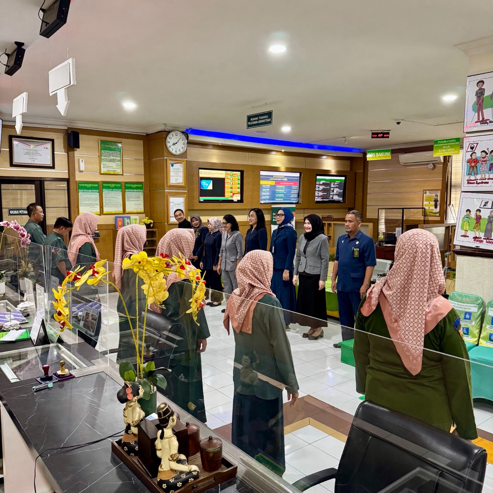 Apel Pagi Rutin Petugas PTSP 15 April 2025