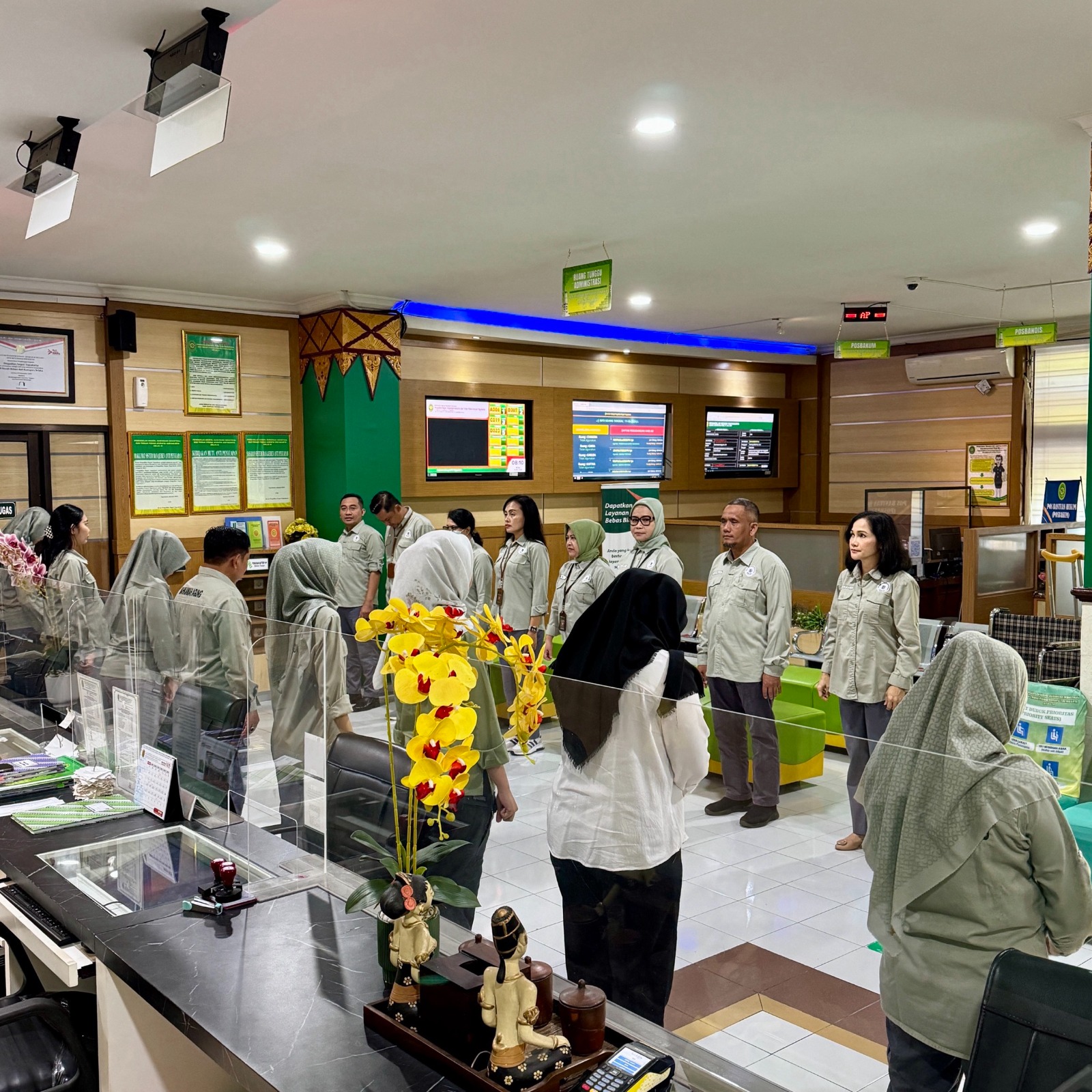 Apel Pagi Rutin Petugas PTSP 11 Juni 2025
