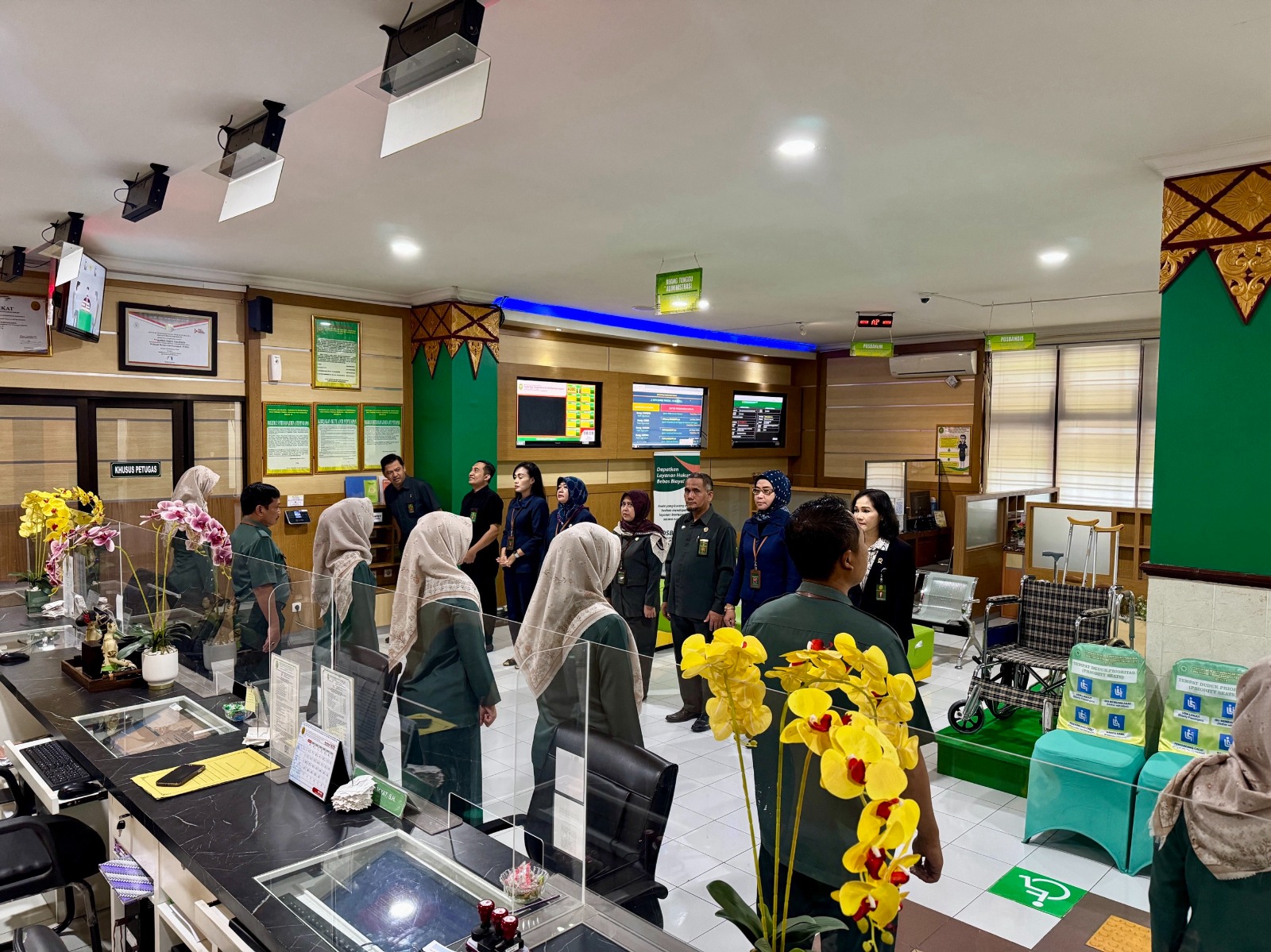 Apel Pagi Rutin Petugas PTSP 5 Agustus 2025