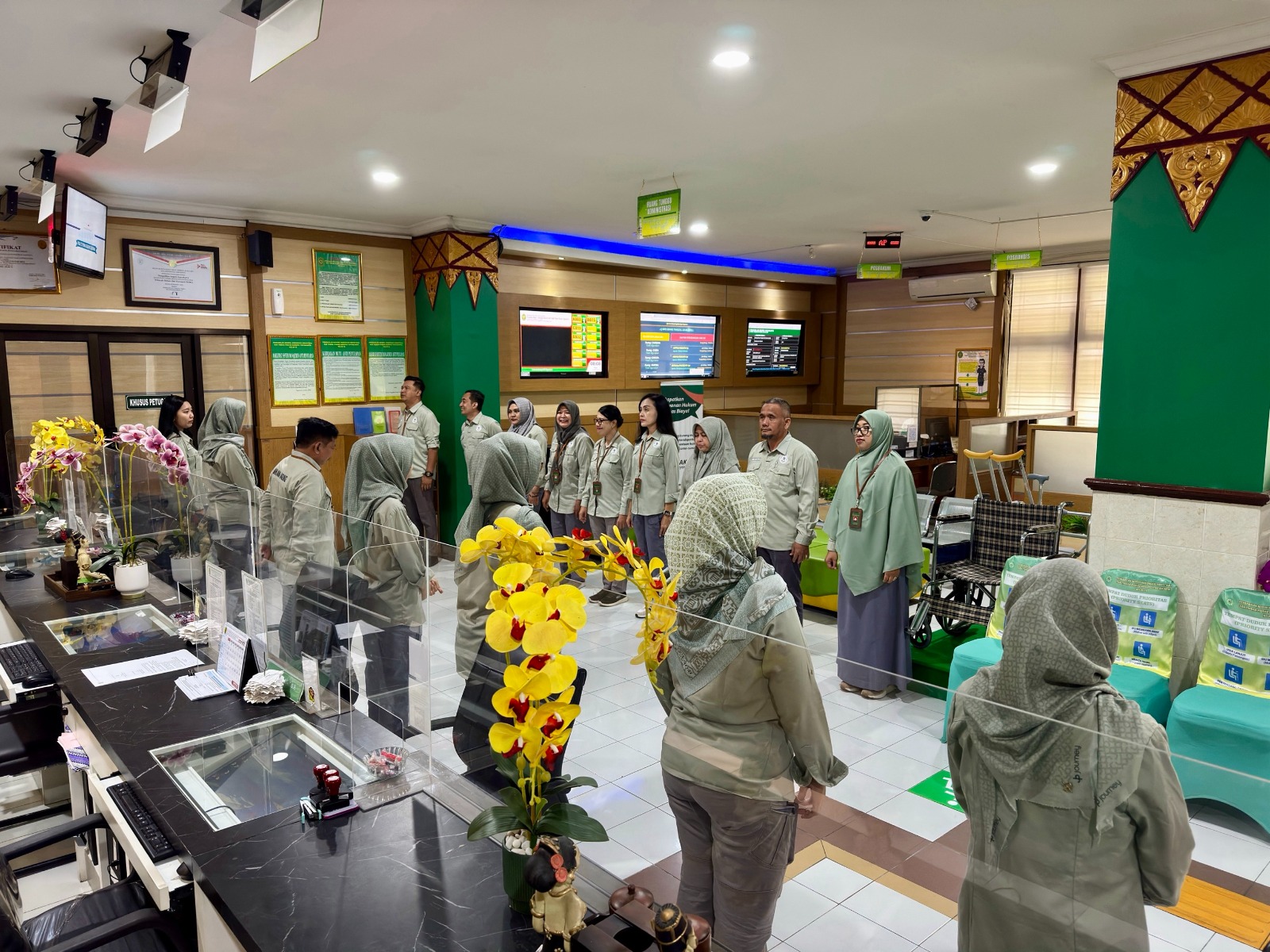 Apel Pagi Rutin Petugas PTSP 20 Agustus 2025