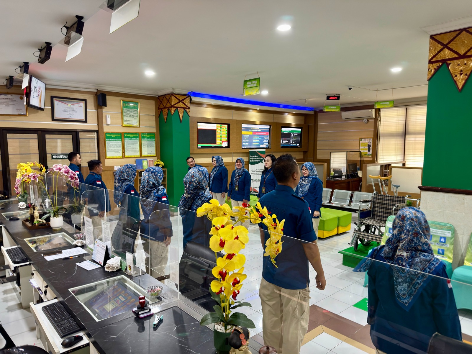 Apel Pagi Rutin Petugas PTSP 27 Agustus 2025