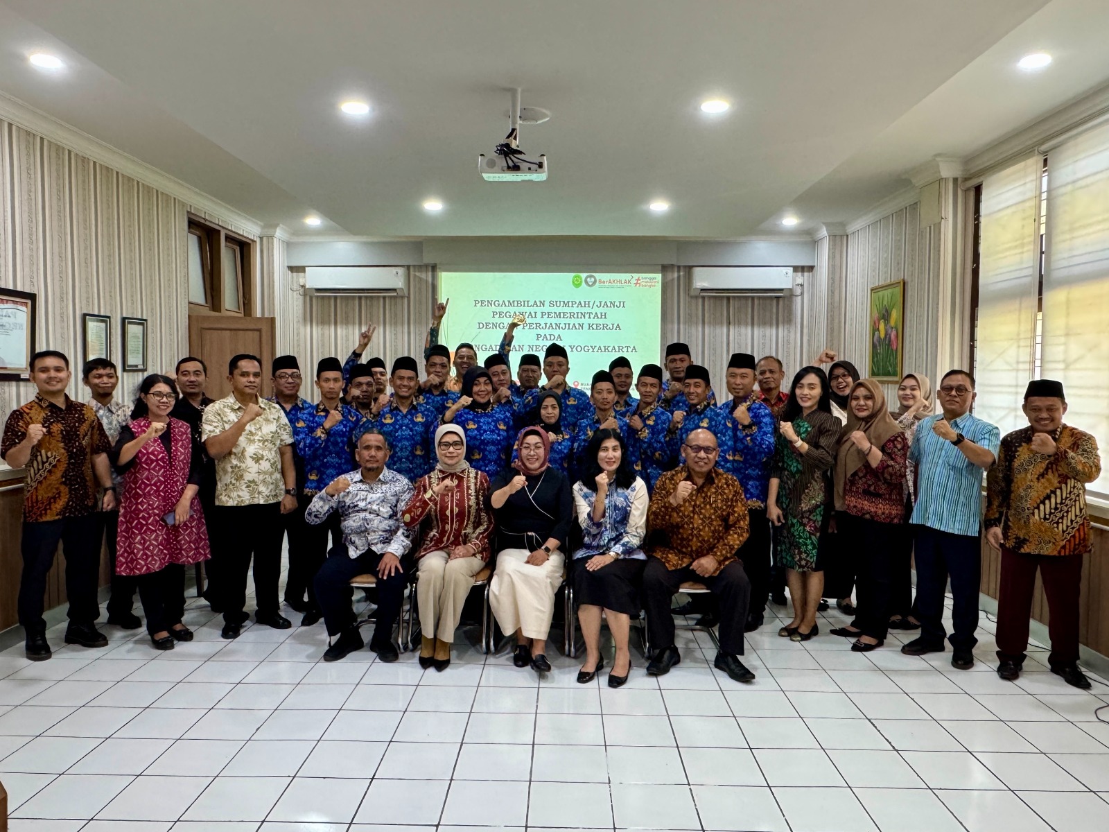 Pengambilan Sumpah/Janji Pegawai Pemerintah Dengan Perjanjian Kerja pada Pengadilan Negeri Yogyakarta