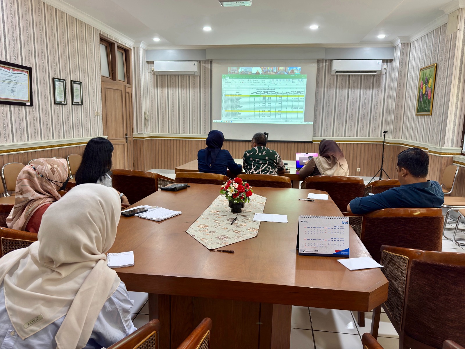 Pengadilan Negeri Yogyakarta Mengikuti Koordinasi Tindak Lanjut Revisi Kegiatan Prioritas Nasional Tahun Anggaran 2025 Pengadilan Negeri Yogyakarta Mengikuti Koordinasi Tindak Lanjut Revisi Kegiatan Prioritas Nasional Tahun Anggaran 2025