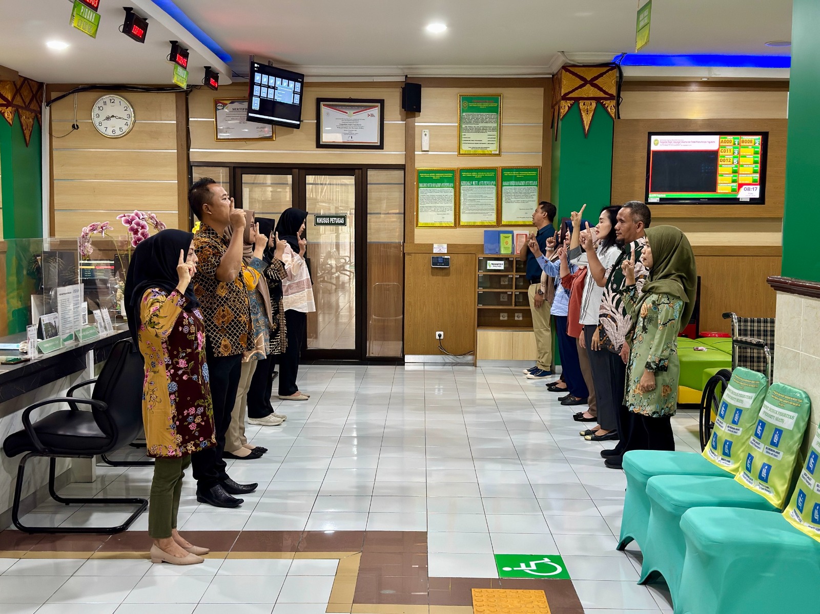 Apel Pagi Rutin Petugas PTSP 3 September 2025