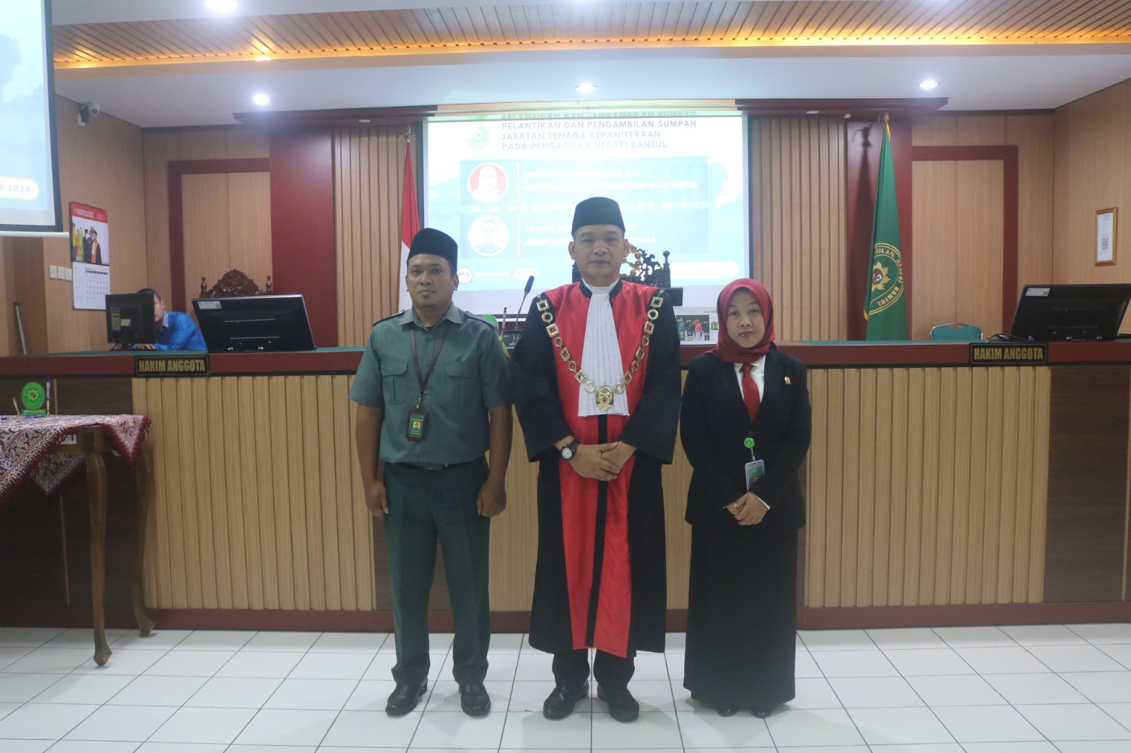 Pengadilan Negeri Yogyakarta Menghadiri Pelantikan dan Sumpah Jabatan Panitera Pengganti dan Jurusita di Pengadilan Negeri Bantul