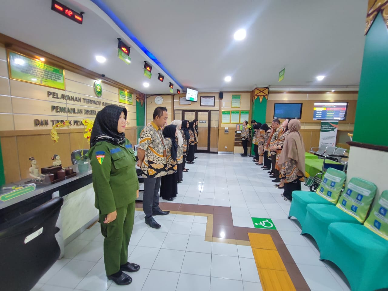 Apel Pagi Rutin Petugas PTSP 25 September 2025