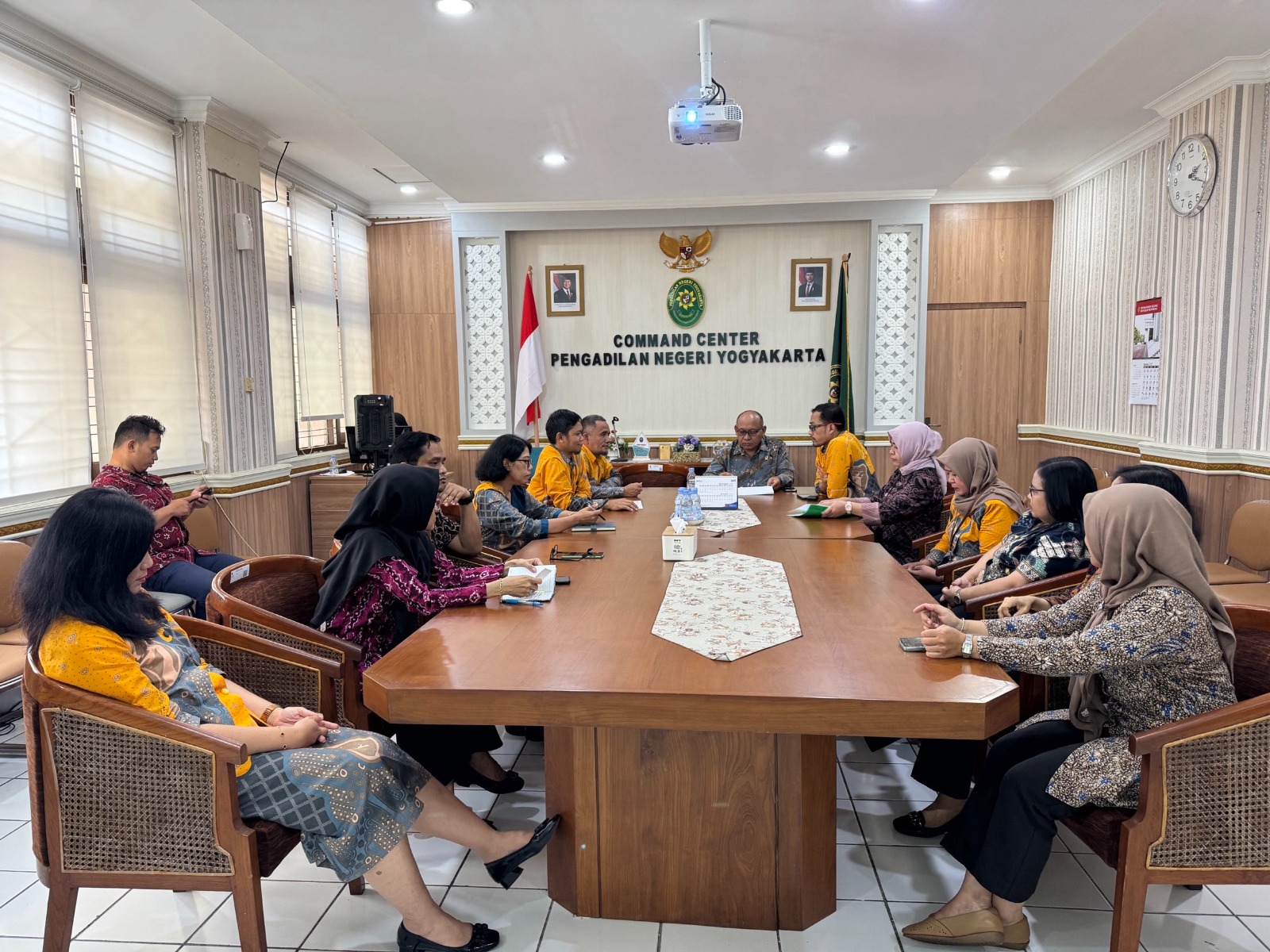 Rapat TLHP Pengawasan Bidang Pengadilan Negeri Yogyakarta September 2025 Rapat TLHP Pengawasan Bidang Pengadilan Negeri Yogyakarta September 2025