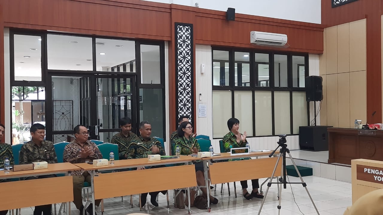 Pengadilan Negeri Yogyakarta Mengikuti Sosialisasi Tata Naskah Dinas di Lingkungan Mahkamah Agung dan Monev Perjanjian Kinerja Triwulan III Tahun 2025