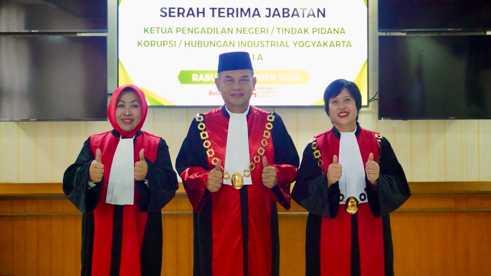 Serah Terima Jabatan Ketua Pengadilan Yogyakarta kepada Wakil Ketua Pengadilan Negeri Yogyakarta