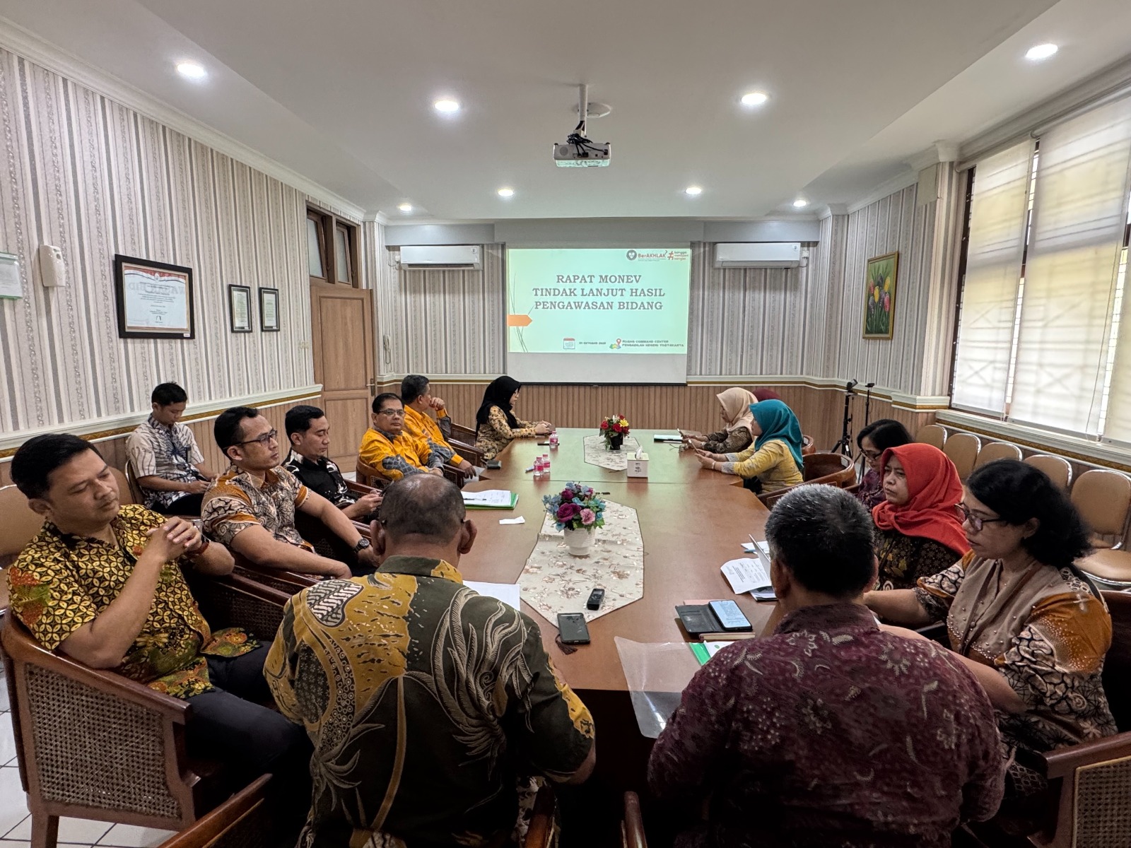 Rapat TLHP Pengawasan Bidang Pengadilan Negeri Yogyakarta Oktober 2025