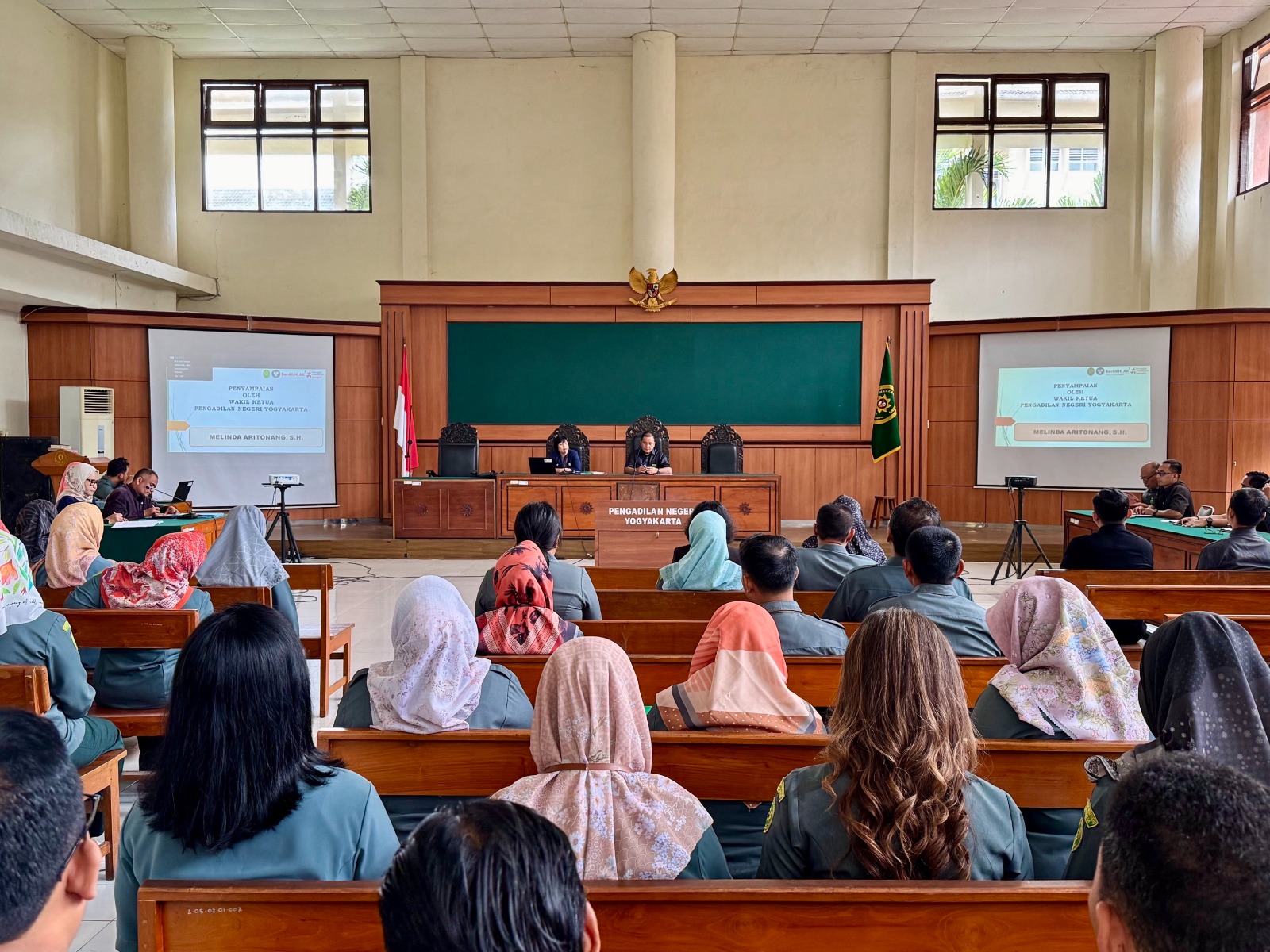 Rapat Pembinaan dan Monev Kinerja Pengadilan Negeri Yogyakarta Bulan Oktober 2025