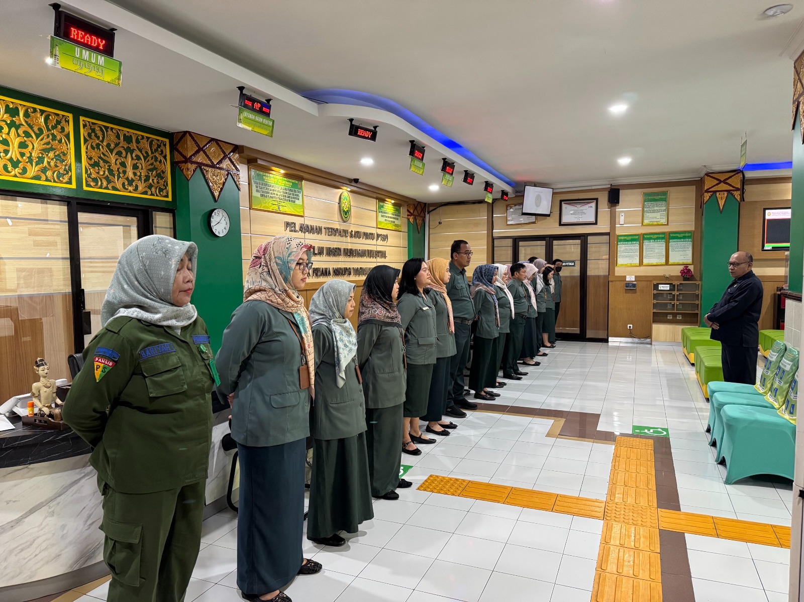Apel Pagi Petugas PTSP Pengadilan Negeri Yogyakarta 19 November 2025