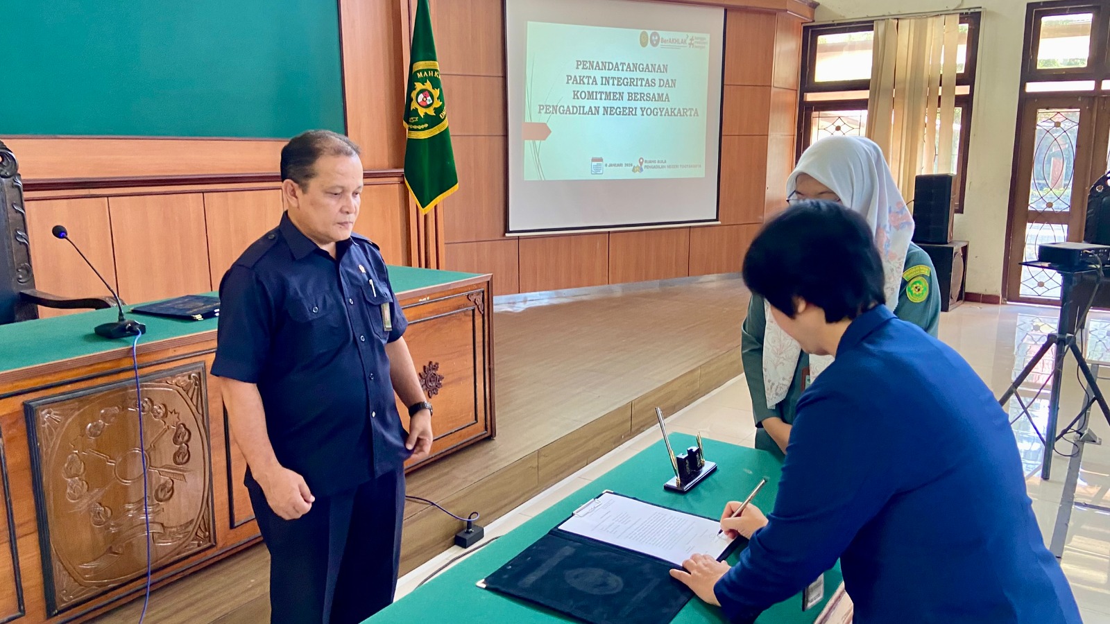 Penandatanganan Pakta Integritas dan Komitmen Bersama Anti Penyuapan Pengadilan Negeri Yogyakarta Tahun 2026