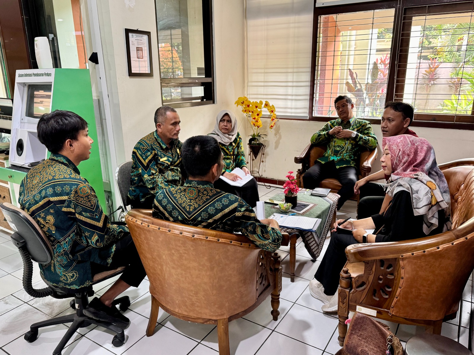 Koordinasi antara Pengadilan Negeri Yogyakarta dengan PT. POS Indonesia