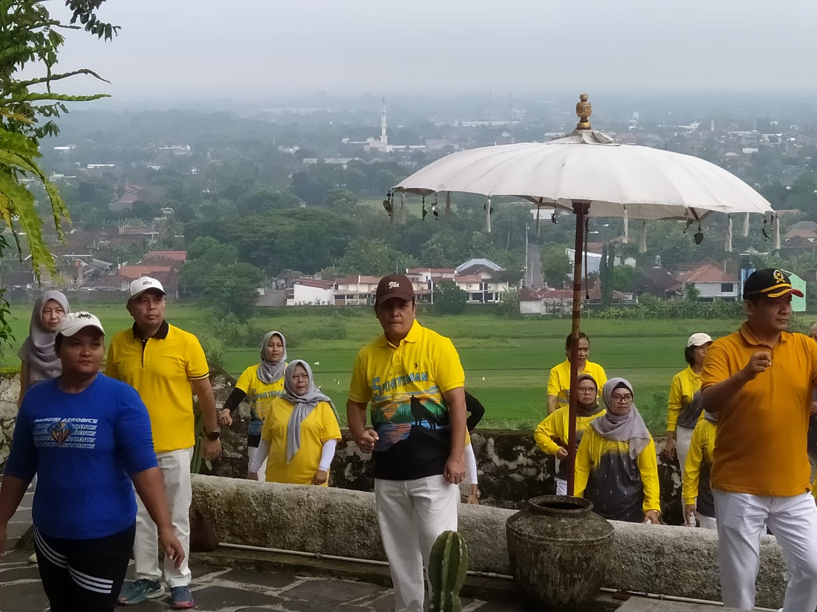 Pengadilan Negeri Yogyakarta Mengikuti Pembinaan di Luar Kantor Pengadilan Tinggi Yogyakarta