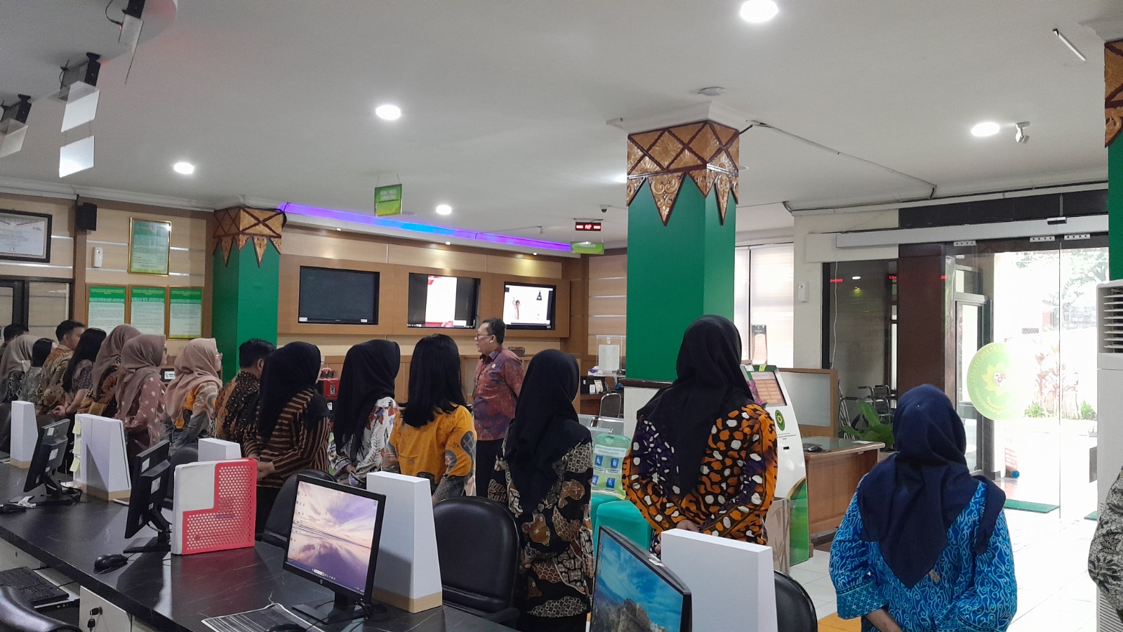 Apel Pagi Rutin Petugas PTSP 30 Januari 2026