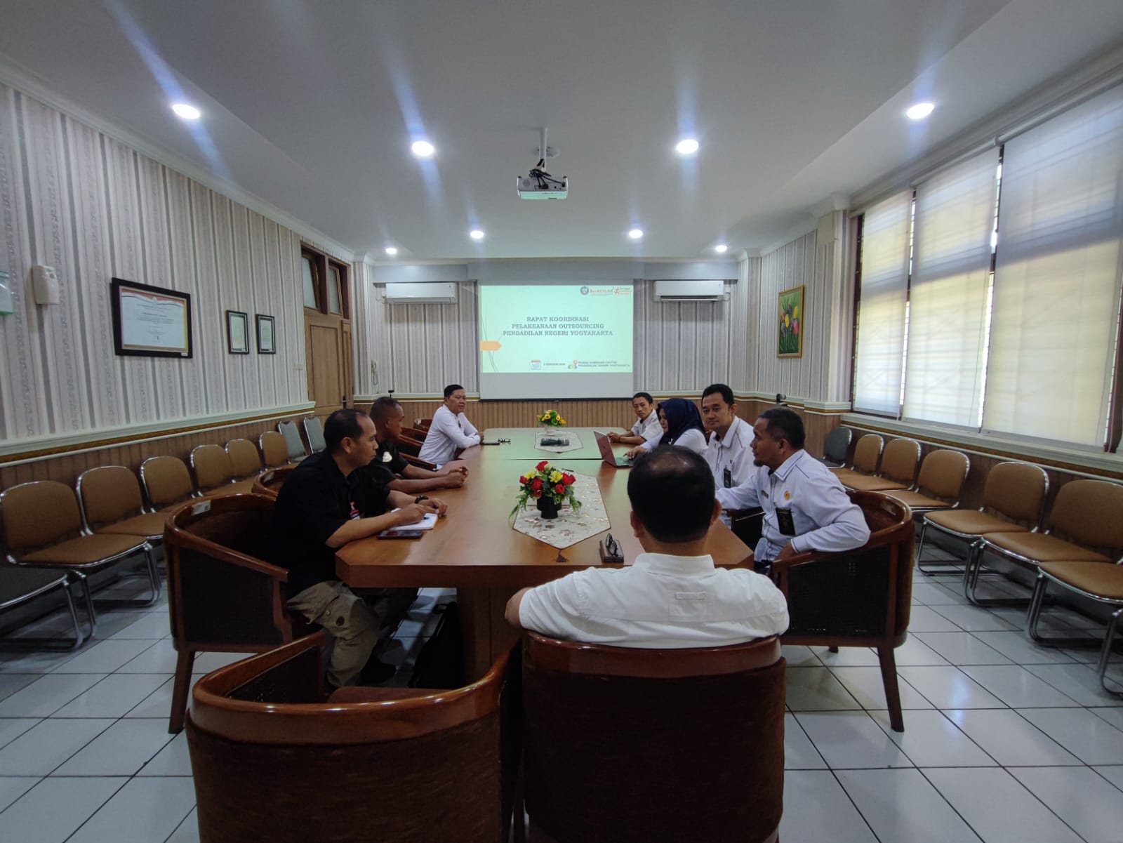 Rapat Koordinasi Pelaksanaan Outsourcing Pengadilan Negeri Yogyakarta