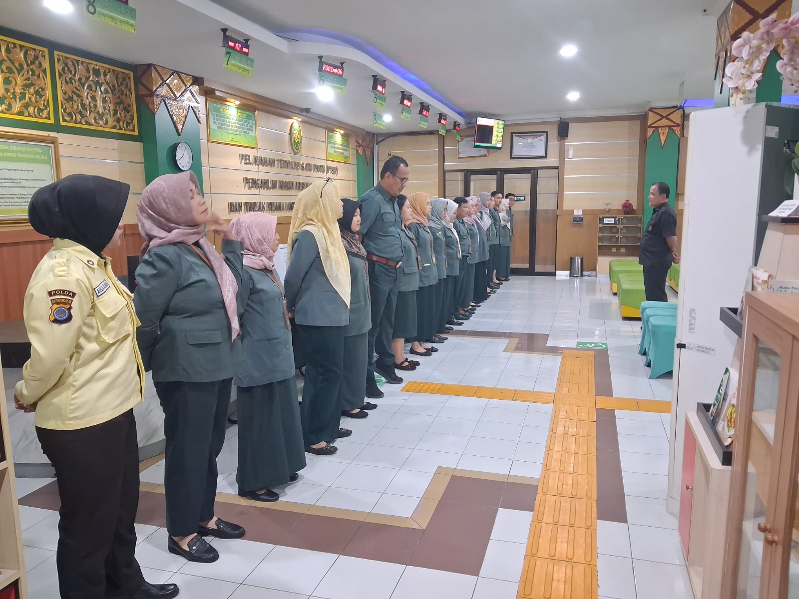 Apel Pagi Rutin Petugas PTSP 4 Februari 2026