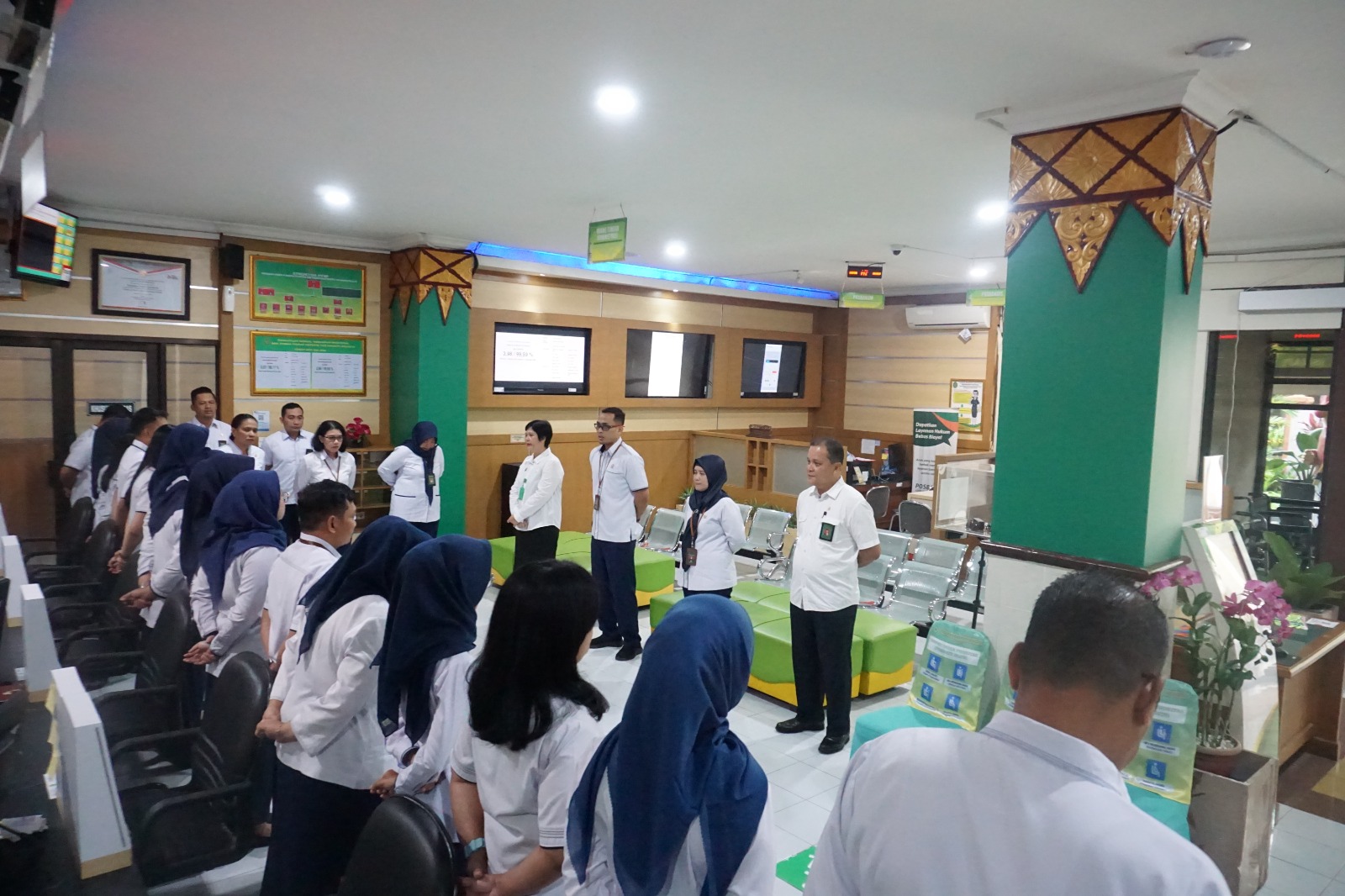 Apel Pagi Rutin Petugas PTSP 23 Februari 2026