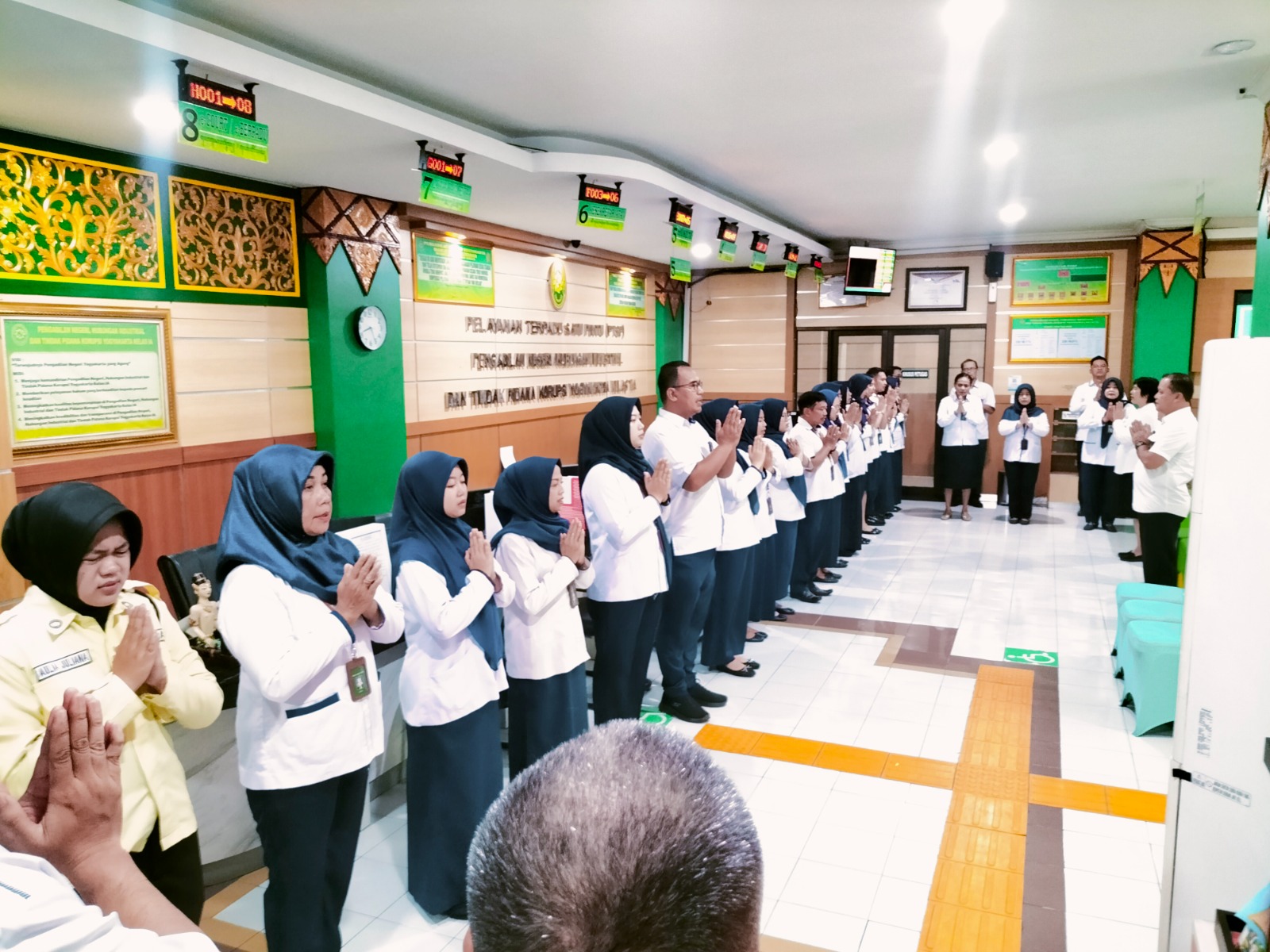 Apel Pagi Rutin Petugas PTSP 6 April 2026