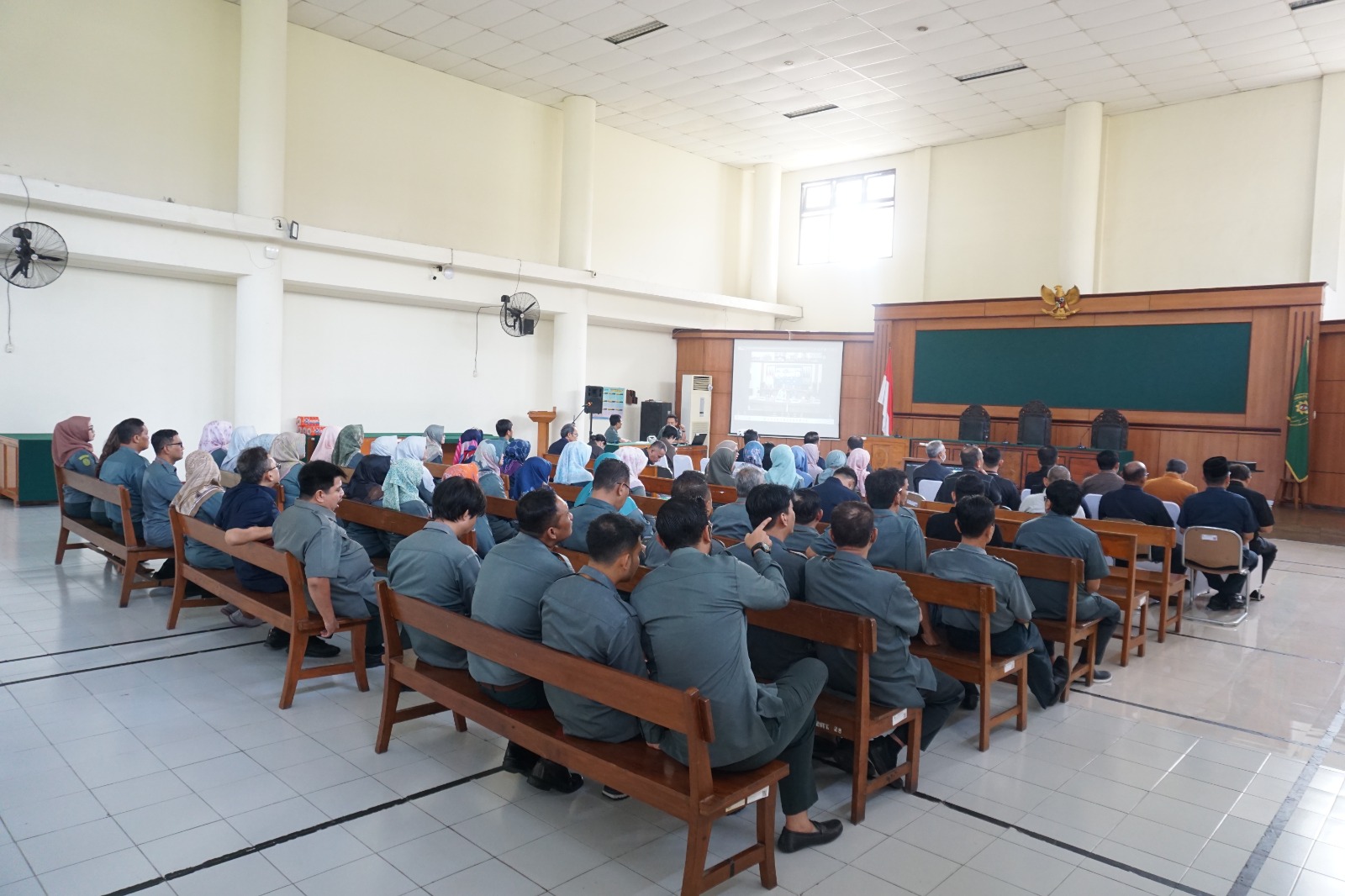 Pengadilan Negeri Yogyakarta Mengikuti Sosialisasi Program AMPUH bersama Pengadilan Tinggi Yogyakarta