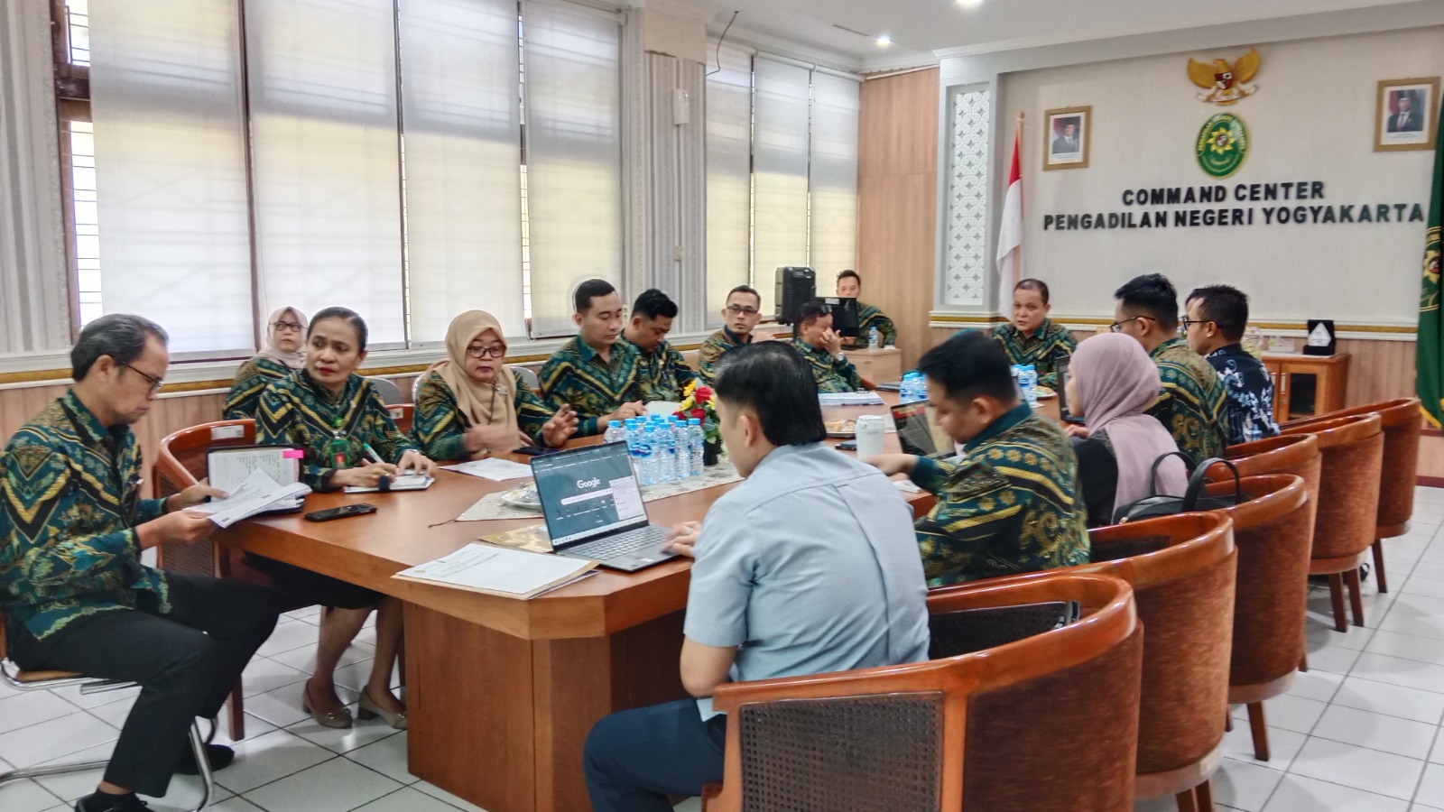 Pengadilan Negeri Yogyakarta Mengikuti Audiensi dan Wawancara bersama Tim Penyusun Naskah Urgensi Mahkamah Agung Pengadilan Negeri Yogyakarta Mengikuti Audiensi dan Wawancara bersama Tim Penyusun Naskah Urgensi Mahkamah Agung