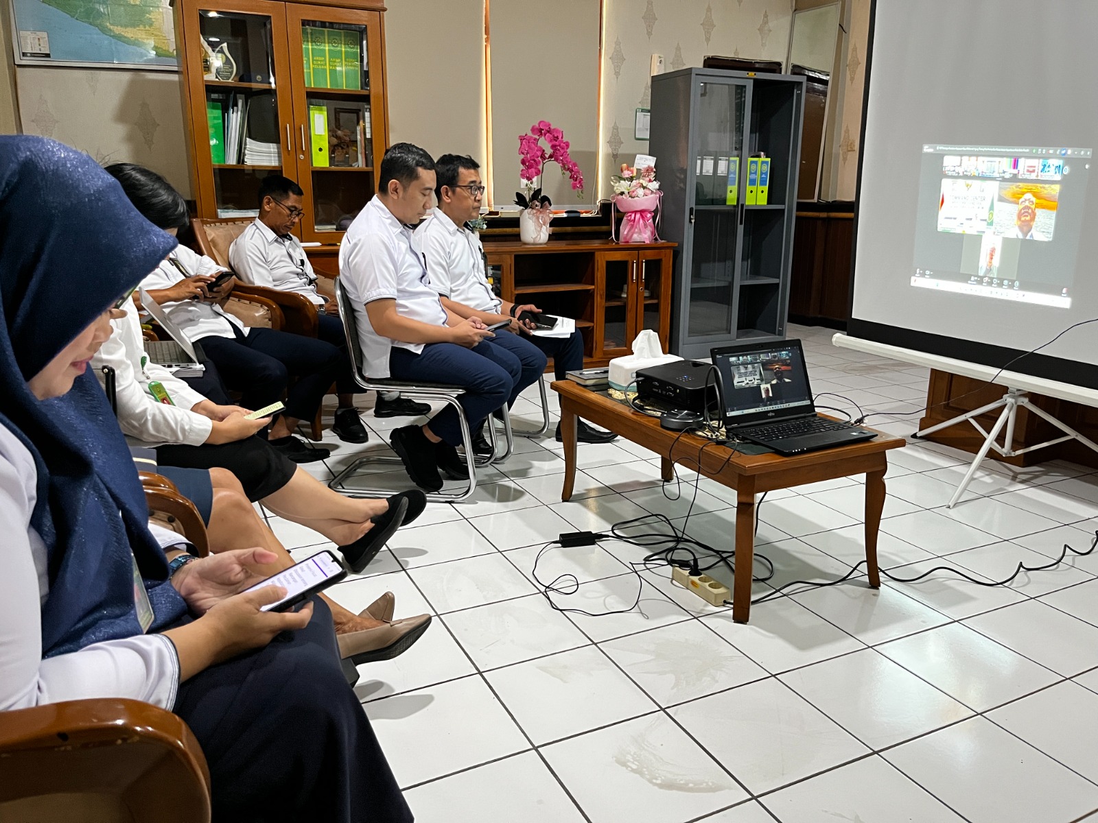 Pengadilan Negeri Yogyakarta Mengikuti FGD Pola Promosi dan Mutasi Kepaniteraan Pengadilan Negeri Yogyakarta Mengikuti FGD Pola Promosi dan Mutasi Kepaniteraan
