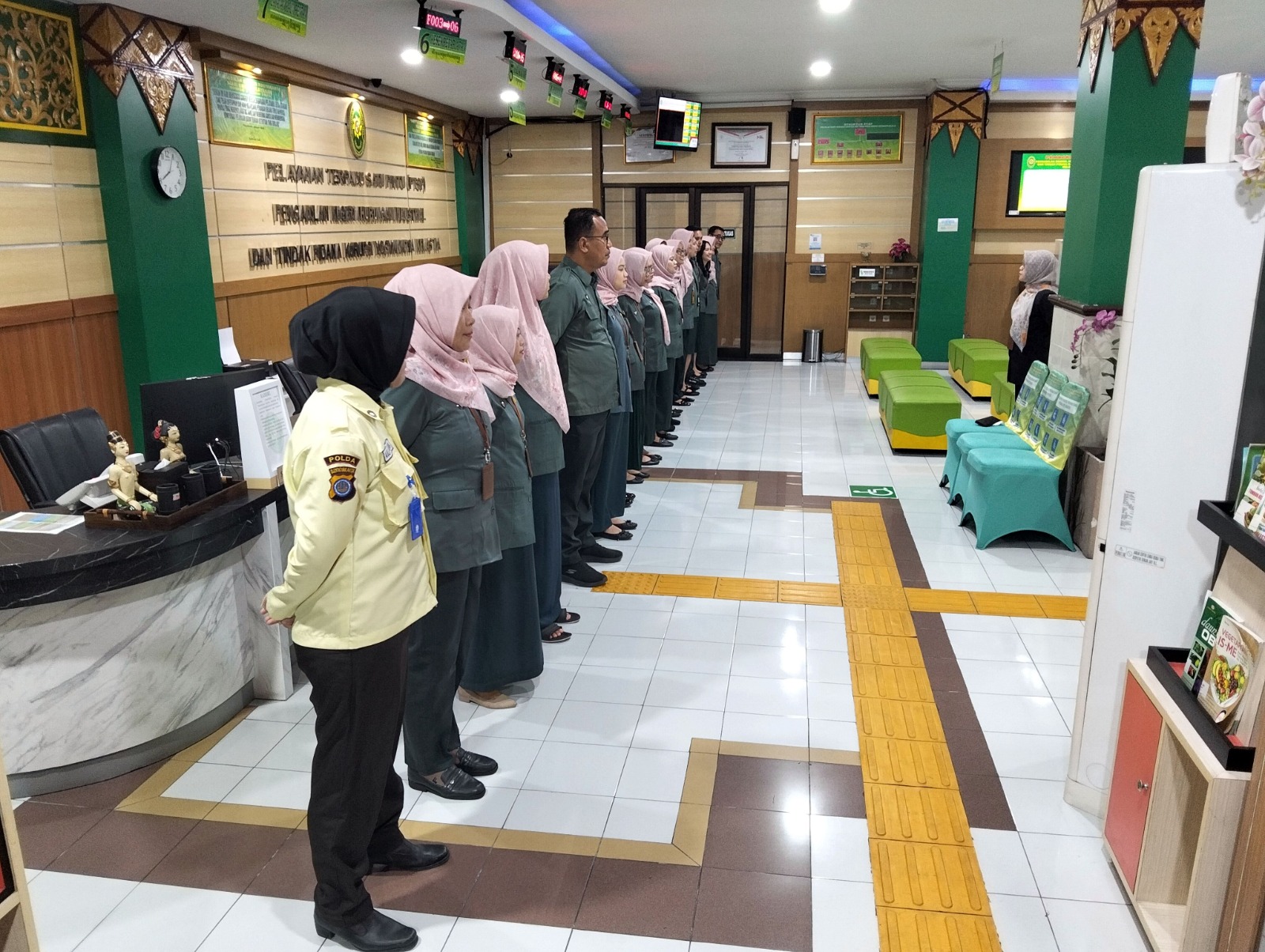 Apel Pagi Rutin Petugas PTSP 5 Mei 2026