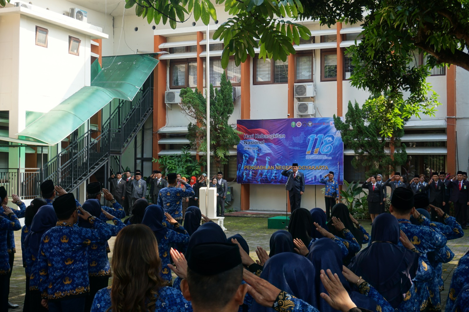 Pengadilan Negeri Yogyakarta Melaksanakan Upacara Bendera Hari Kebangkitan Nasional ke-118 