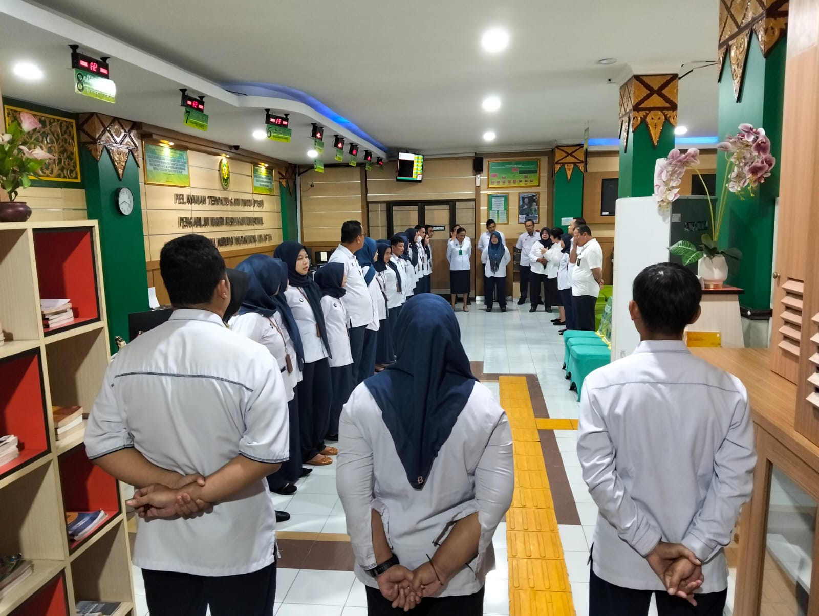 Apel Pagi Rutin Petugas PTSP 25 Mei 2026