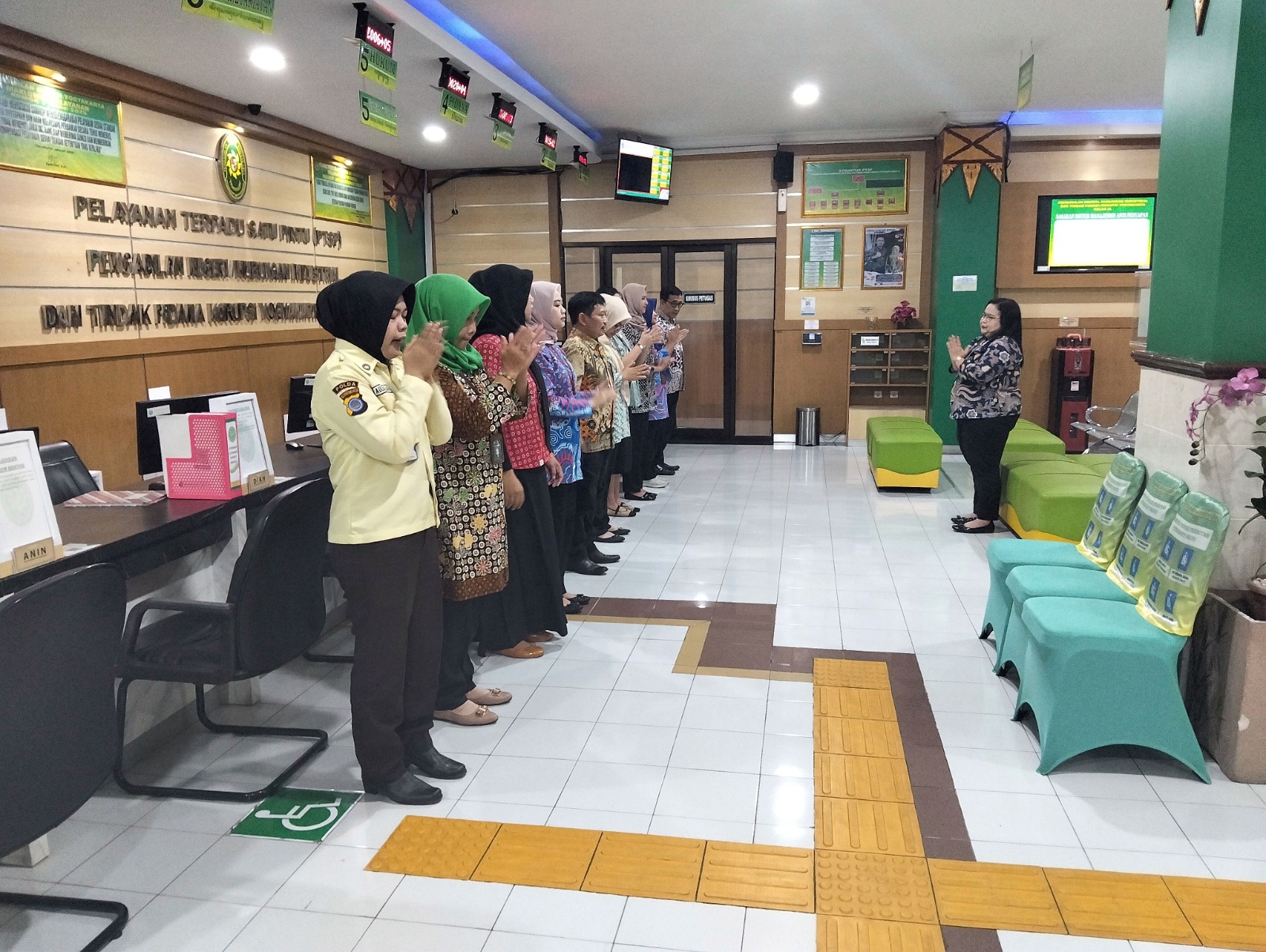 Apel Pagi Rutin Petugas PTSP 22 Mei 2026