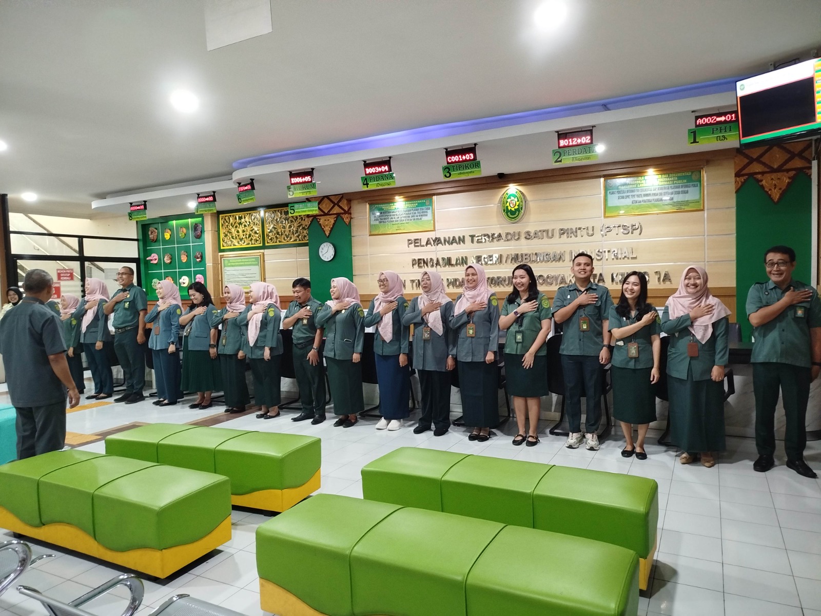 Apel Pagi Rutin Petugas PTSP 2 Juni 2026
